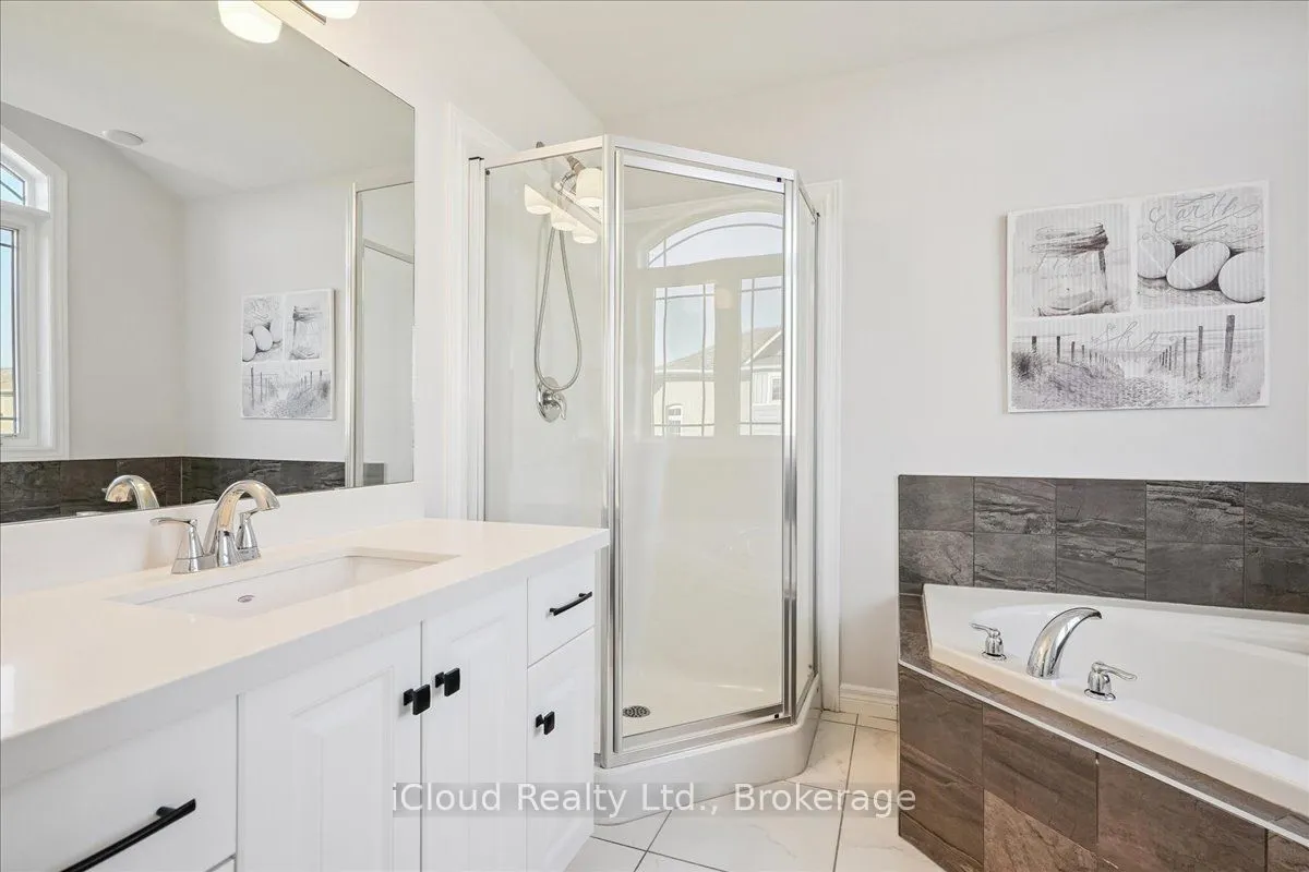 136 Dunrobin Lane
