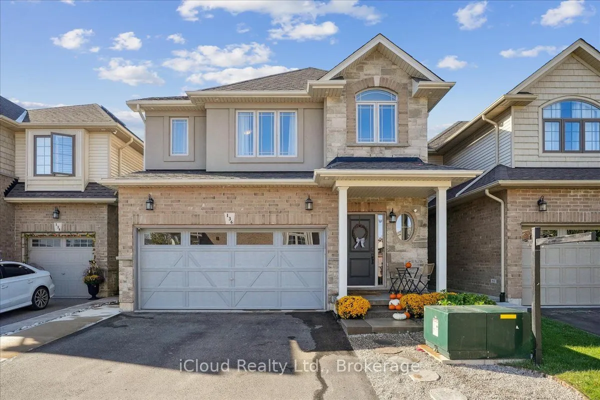 136 Dunrobin Lane
