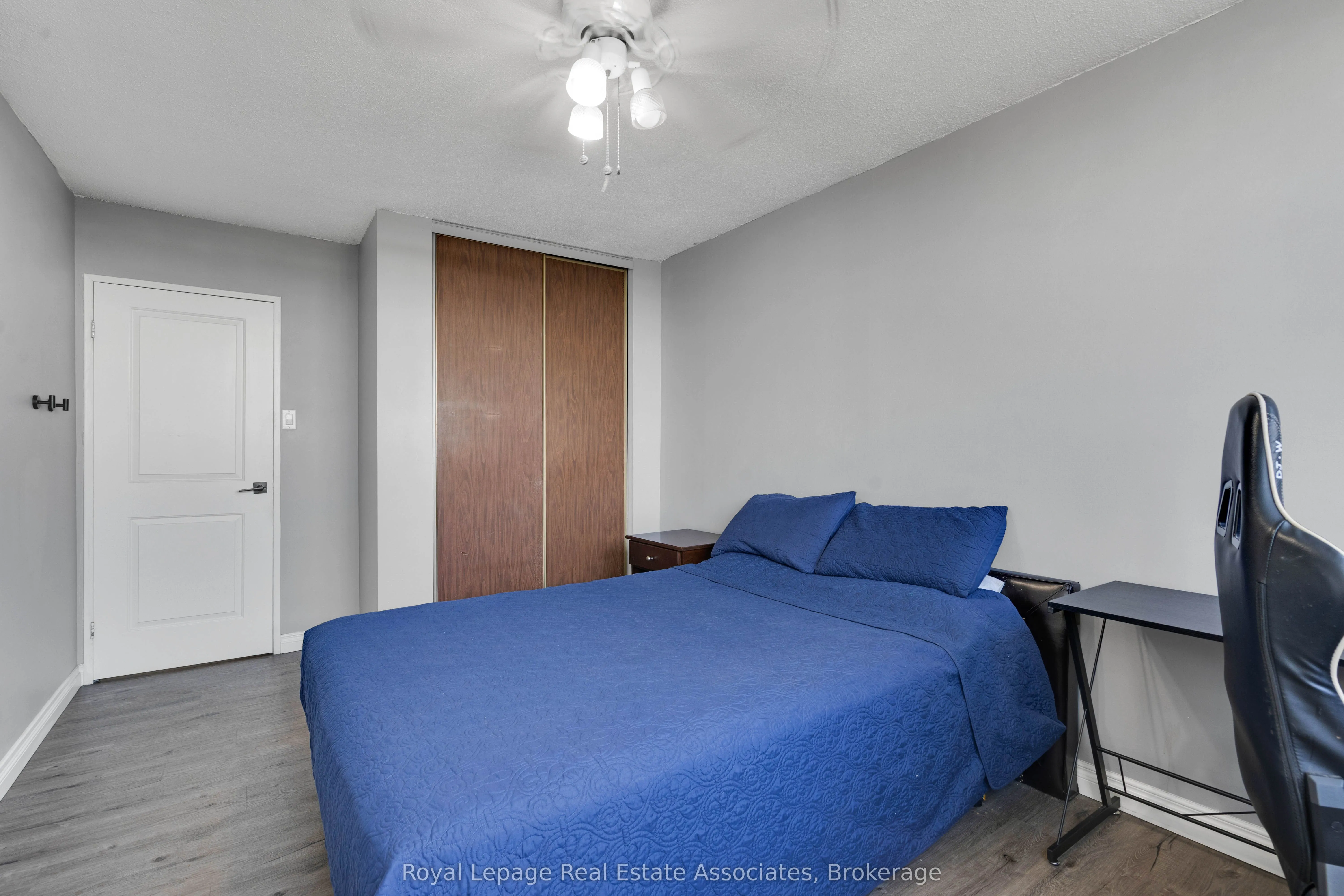 215 Glenridge Avenue, #1204