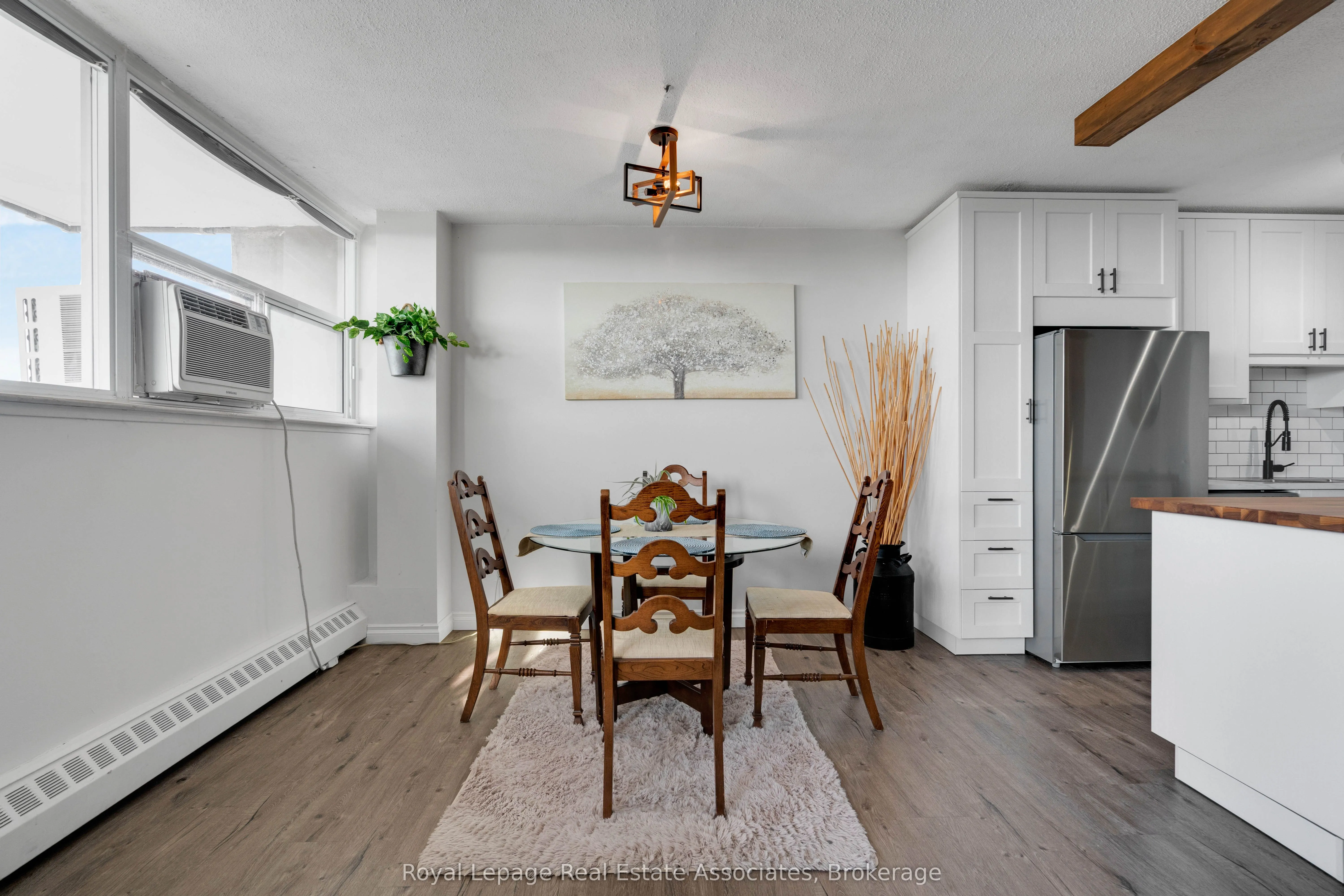 215 Glenridge Avenue, #1204