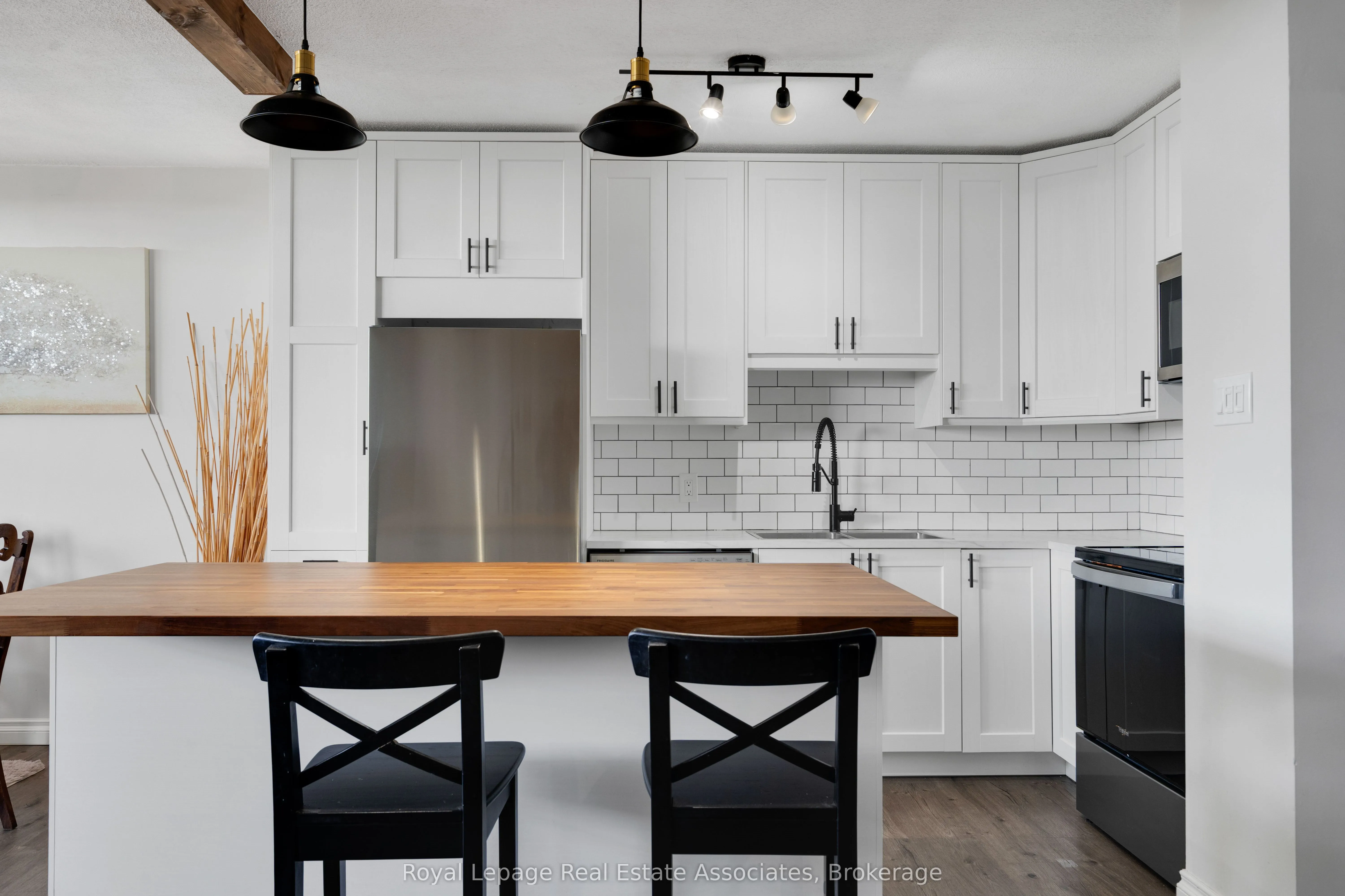 215 Glenridge Avenue, #1204