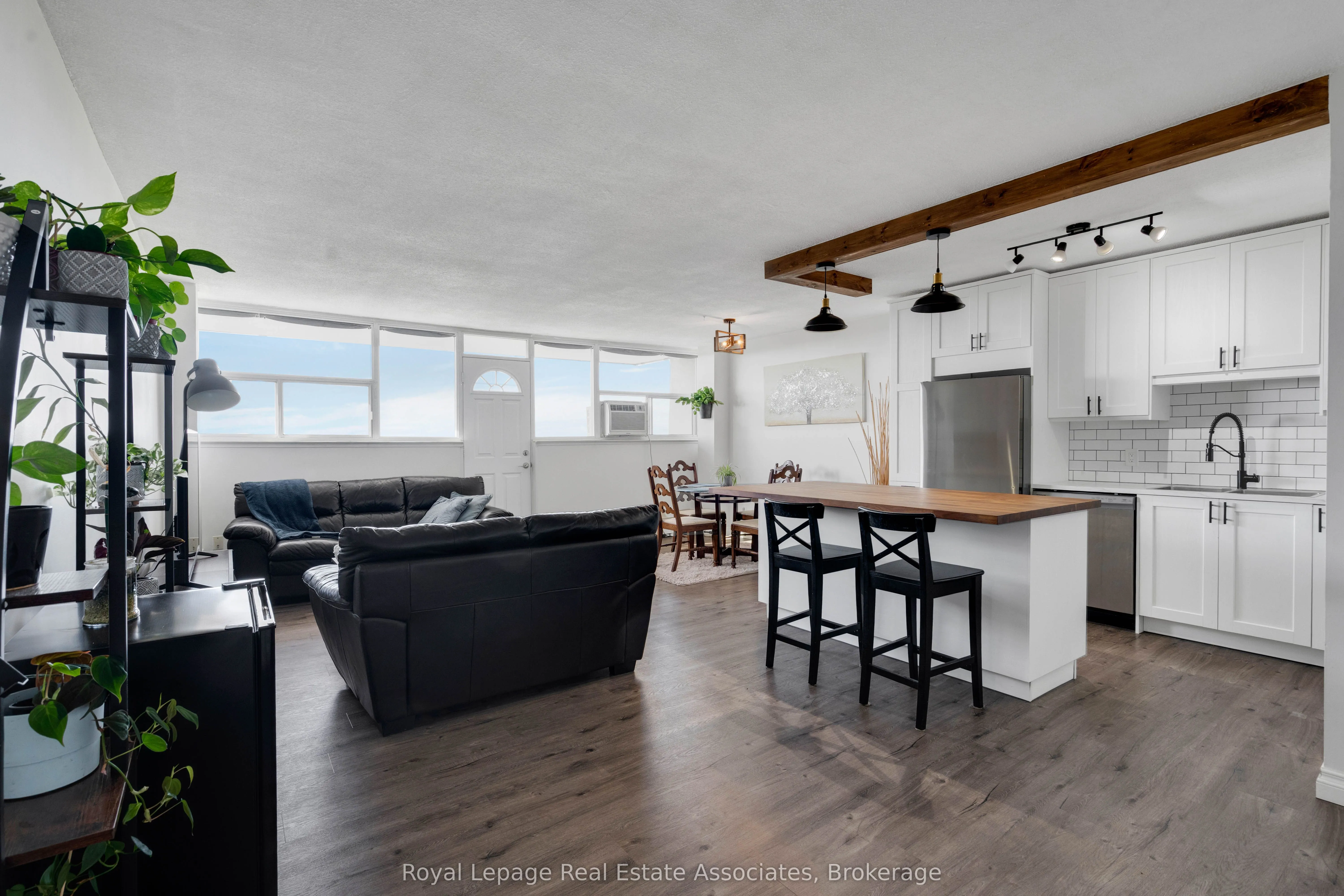 215 Glenridge Avenue, #1204