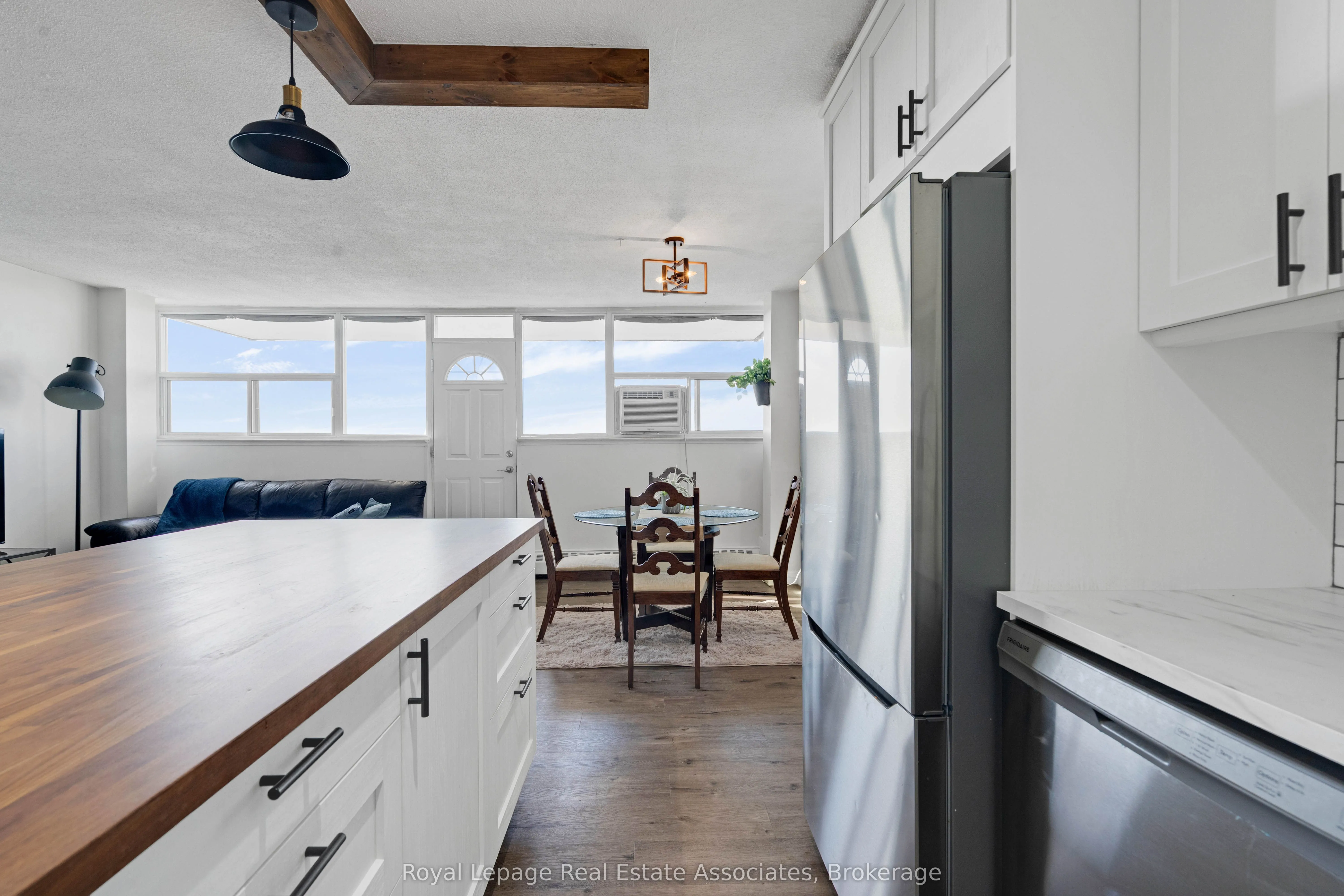 215 Glenridge Avenue, #1204