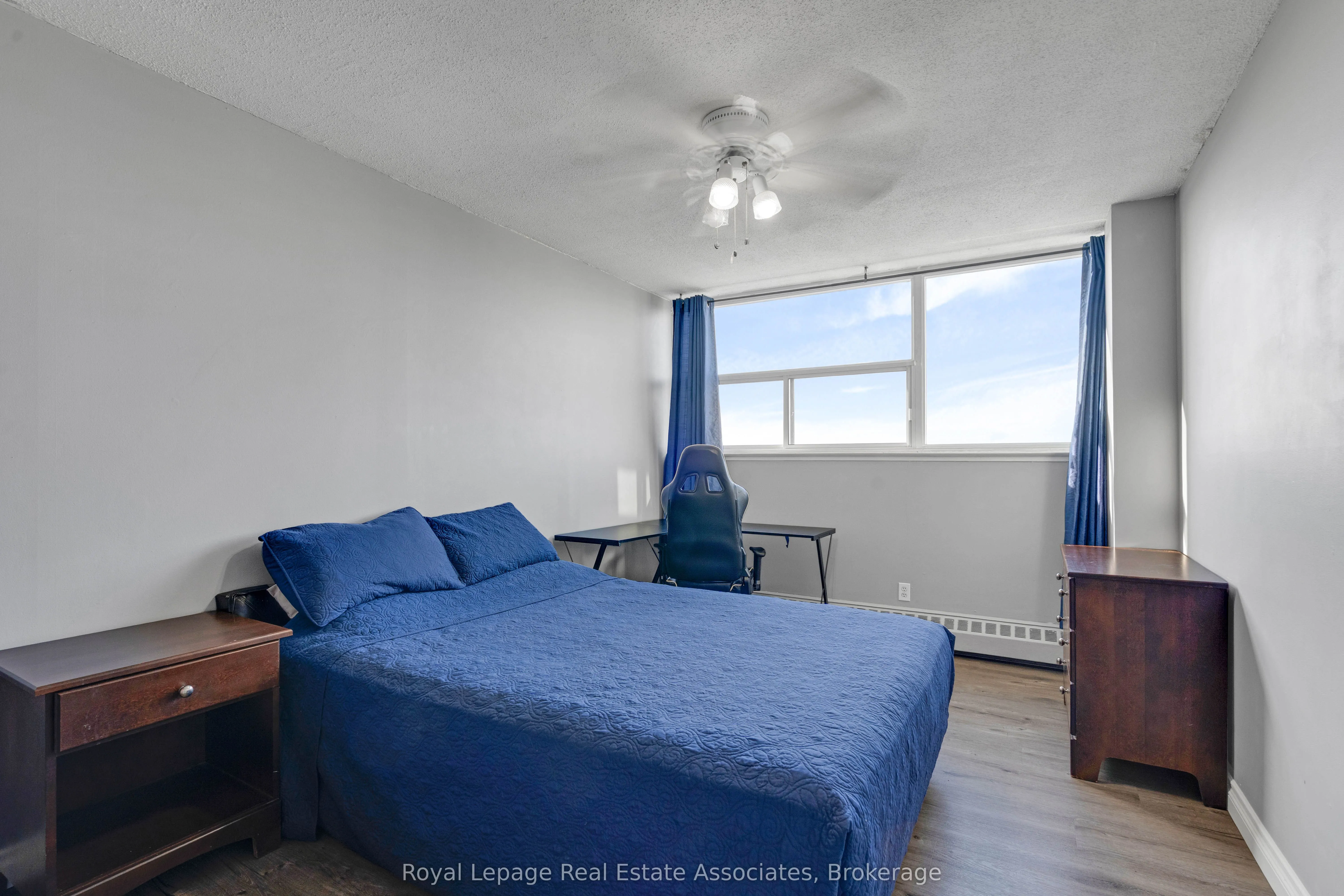 215 Glenridge Avenue, #1204
