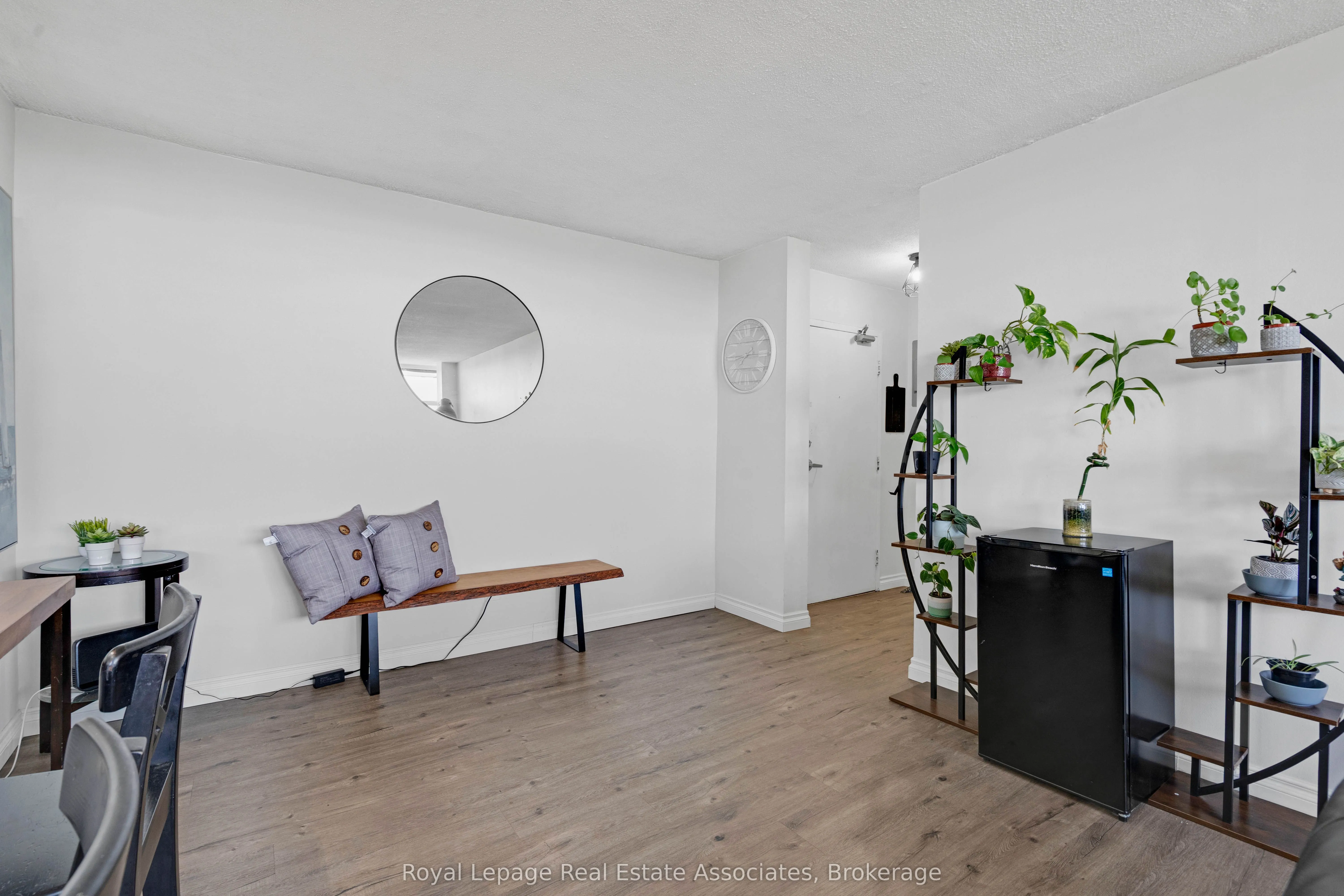215 Glenridge Avenue, #1204
