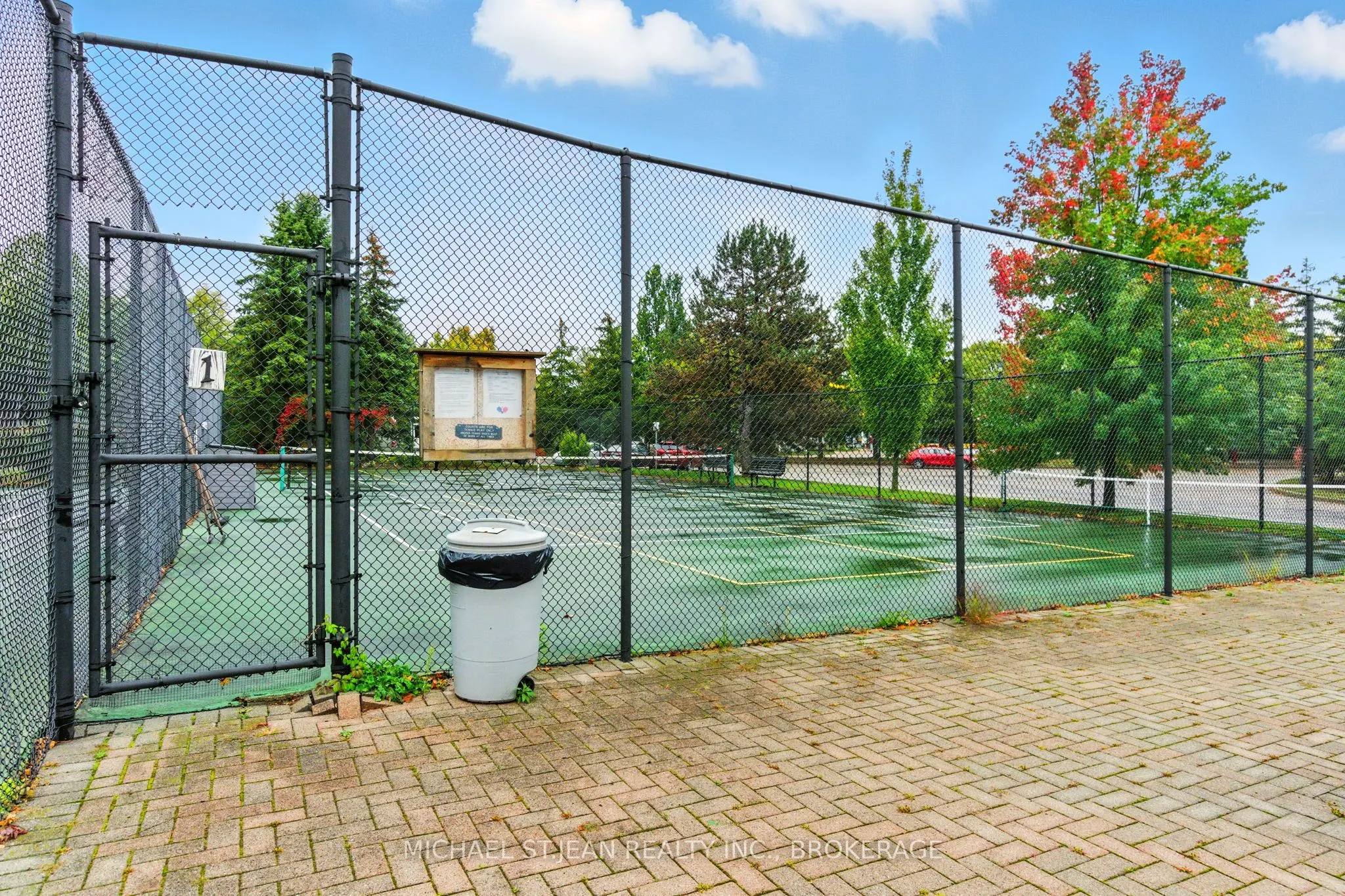 297 Silverbirch Boulevard, #31