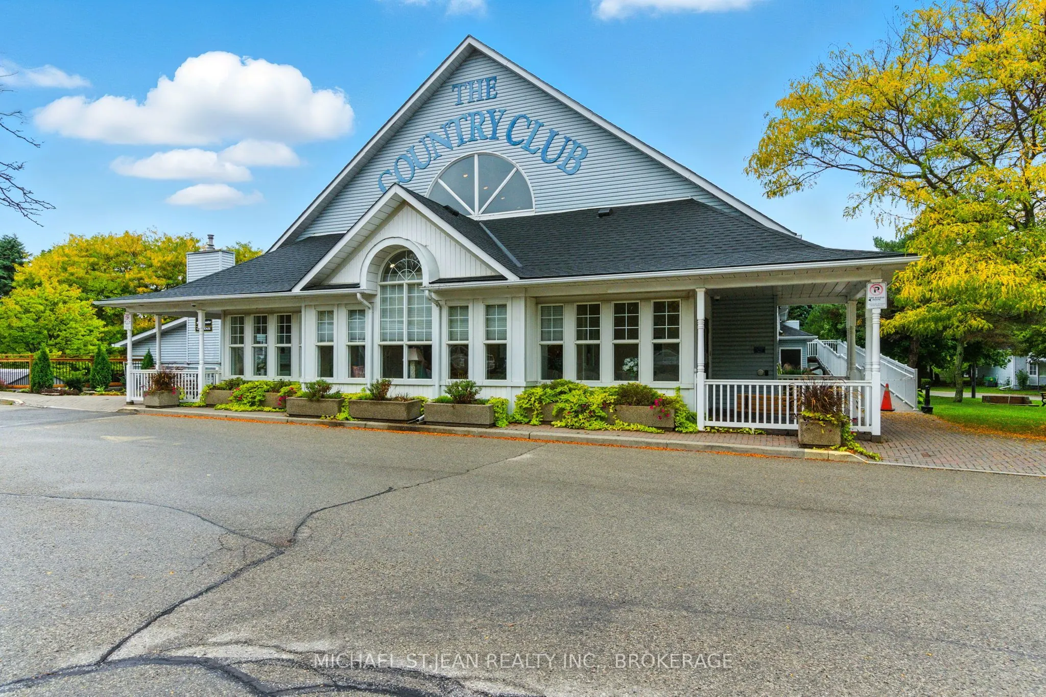 297 Silverbirch Boulevard, #31