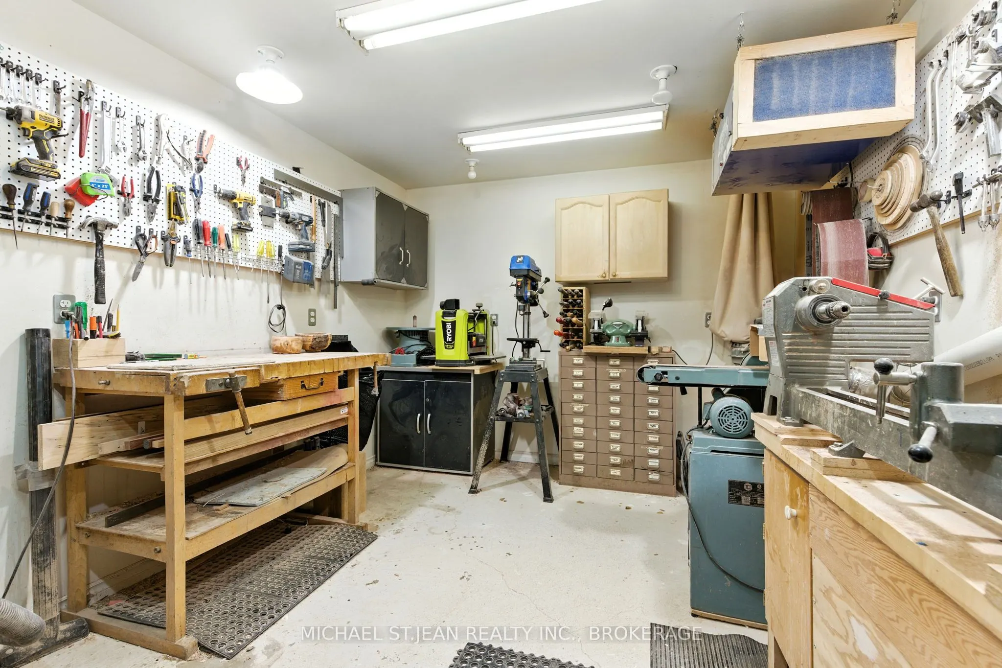 297 Silverbirch Boulevard, #31