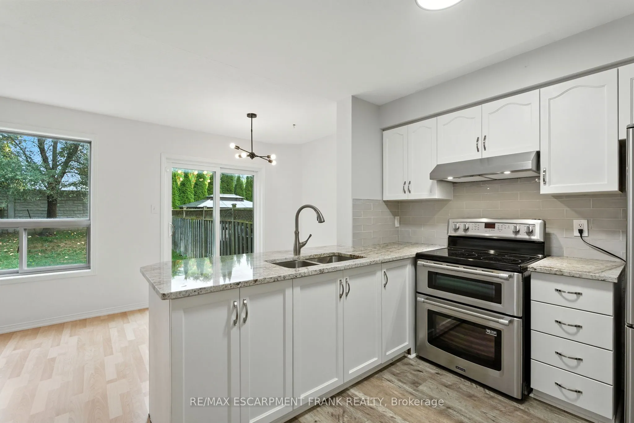 39 Foxborough Drive