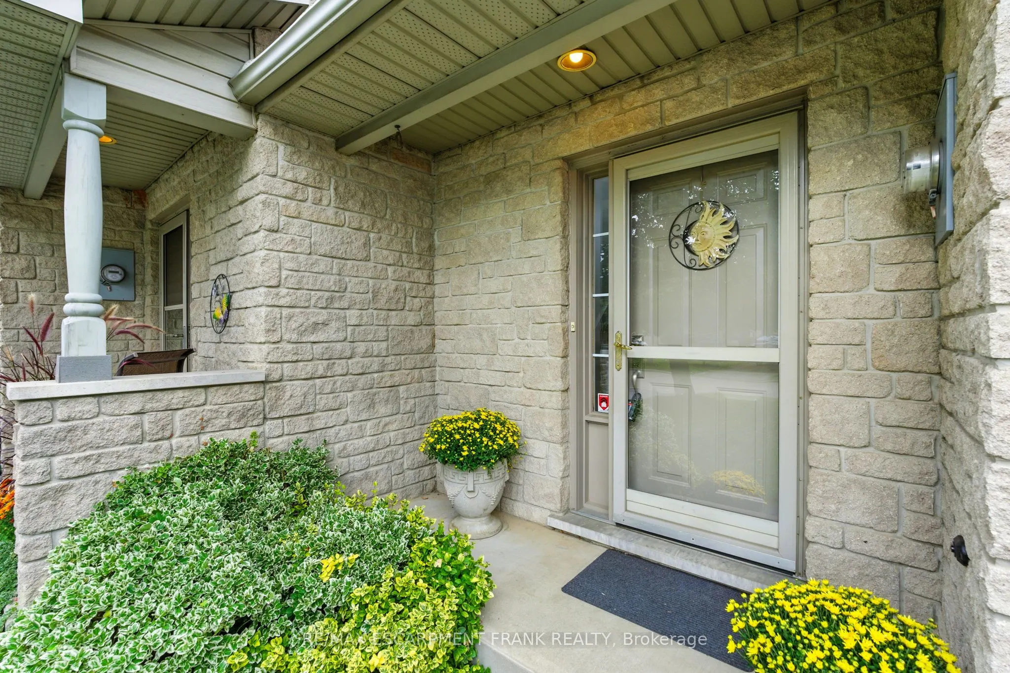 39 Foxborough Drive
