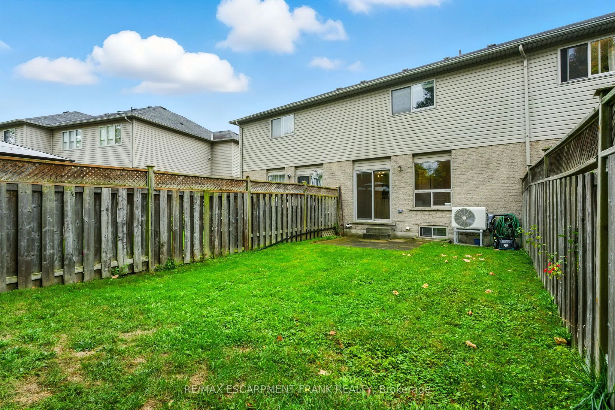39 Foxborough Drive