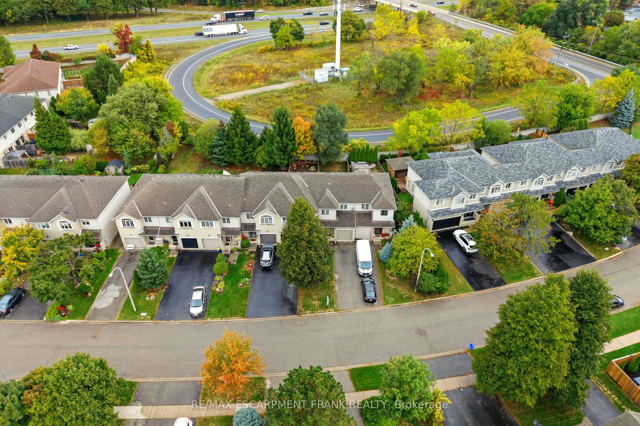 39 Foxborough Drive
