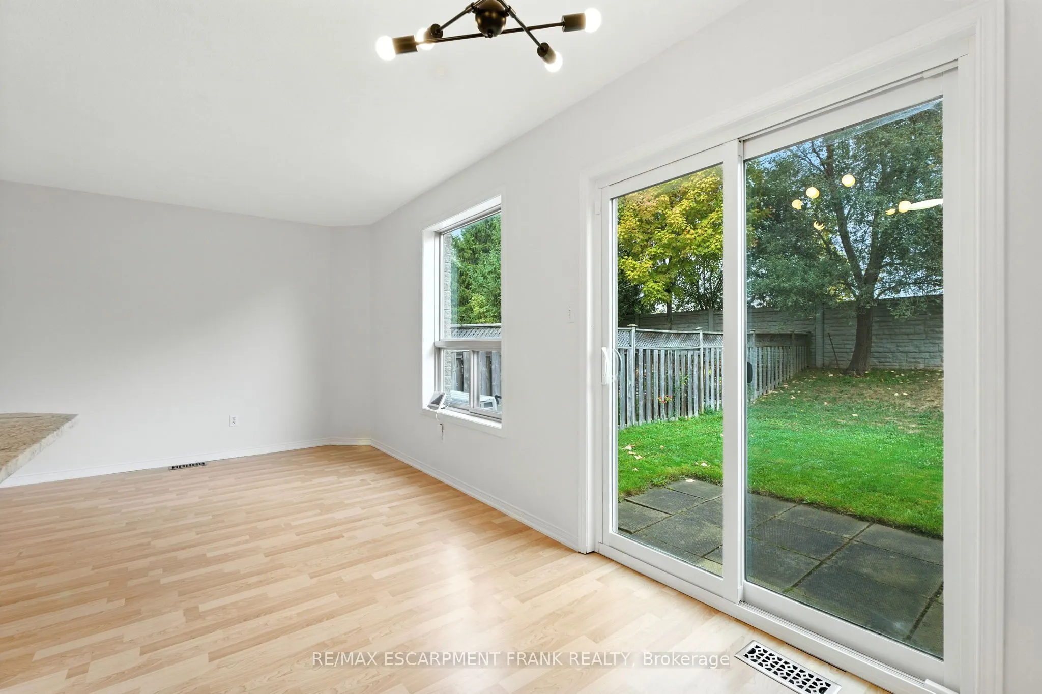 39 Foxborough Drive