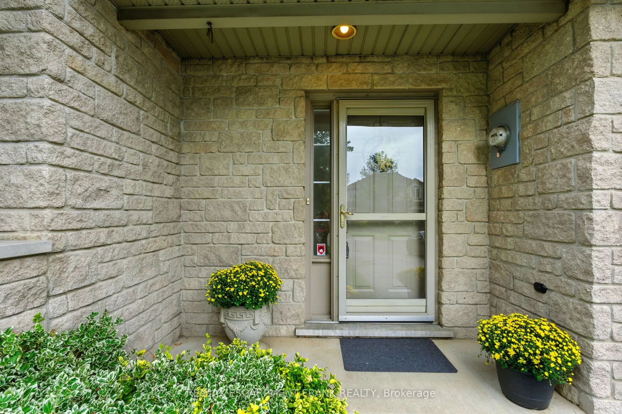 39 Foxborough Drive