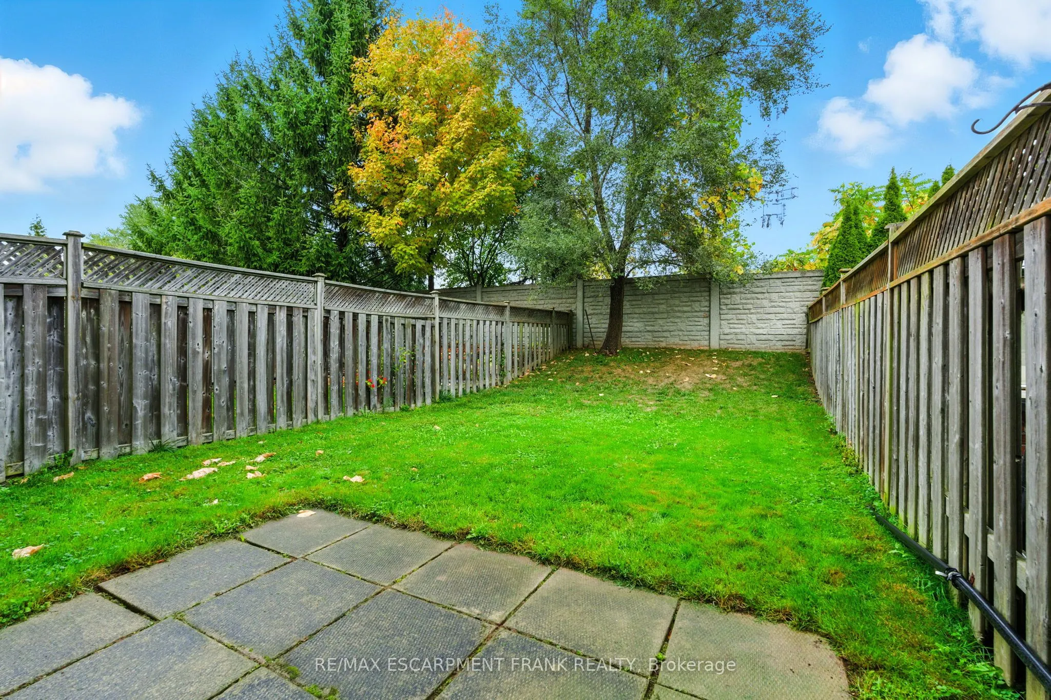 39 Foxborough Drive