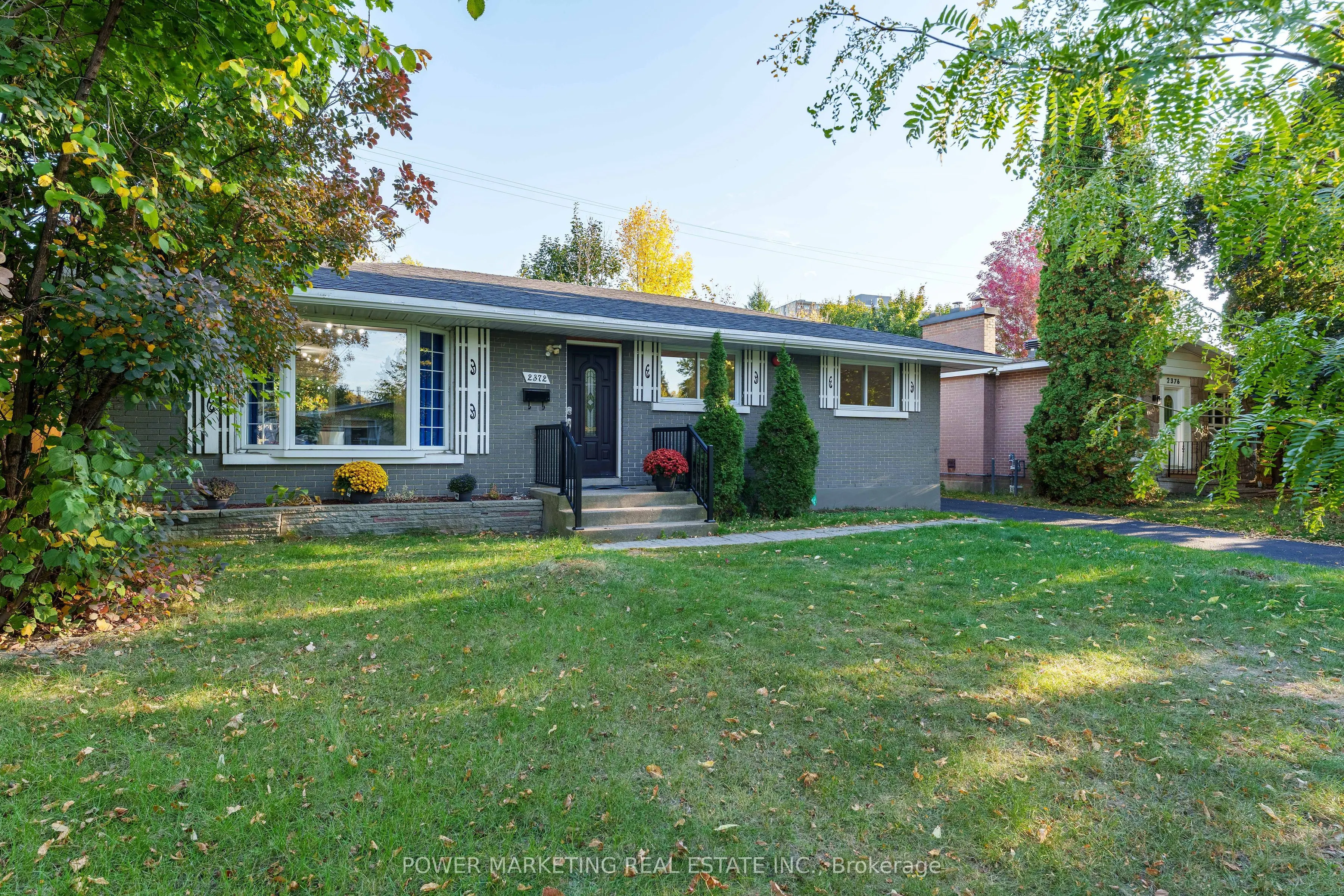 2372 Riley Avenue