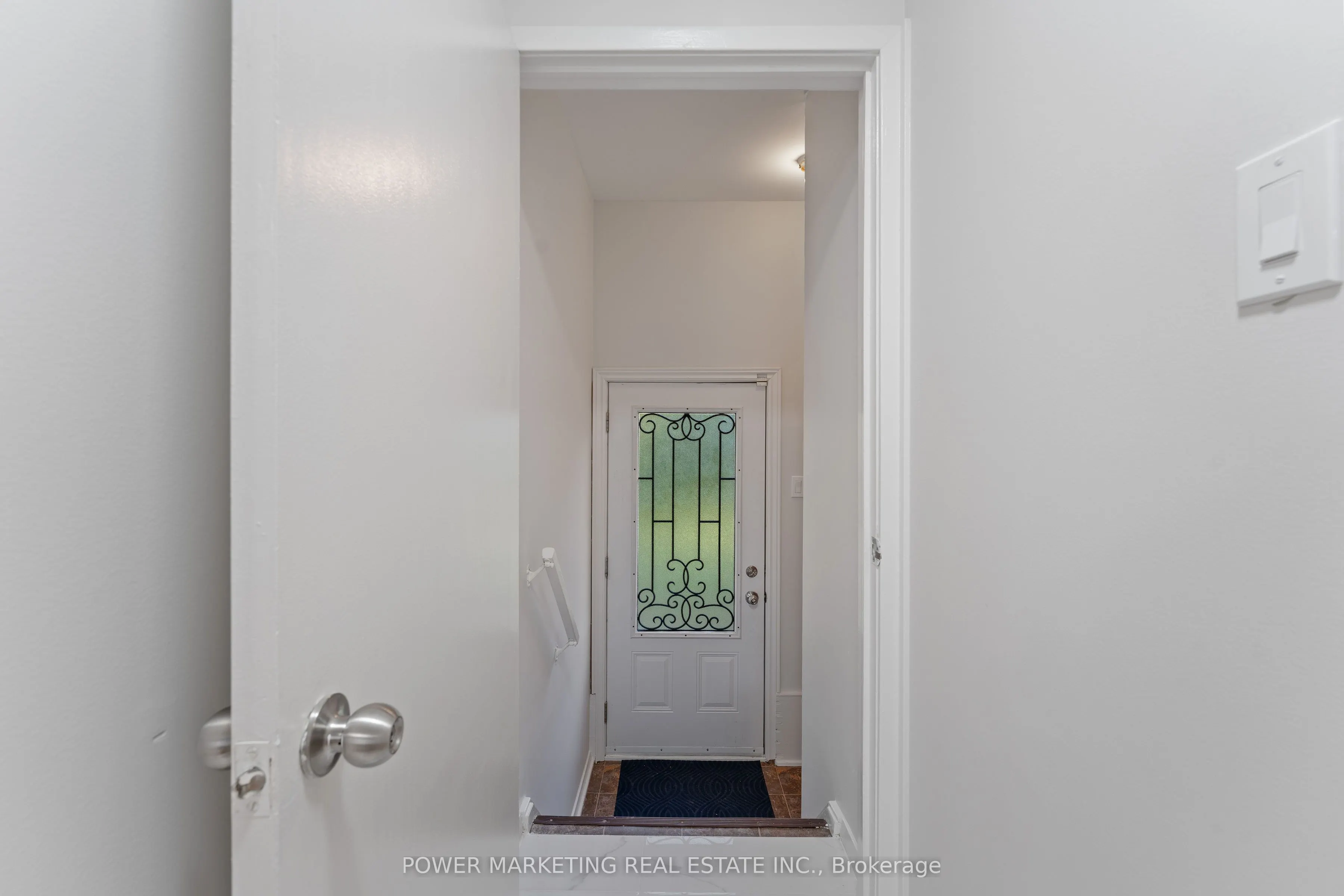 2372 Riley Avenue