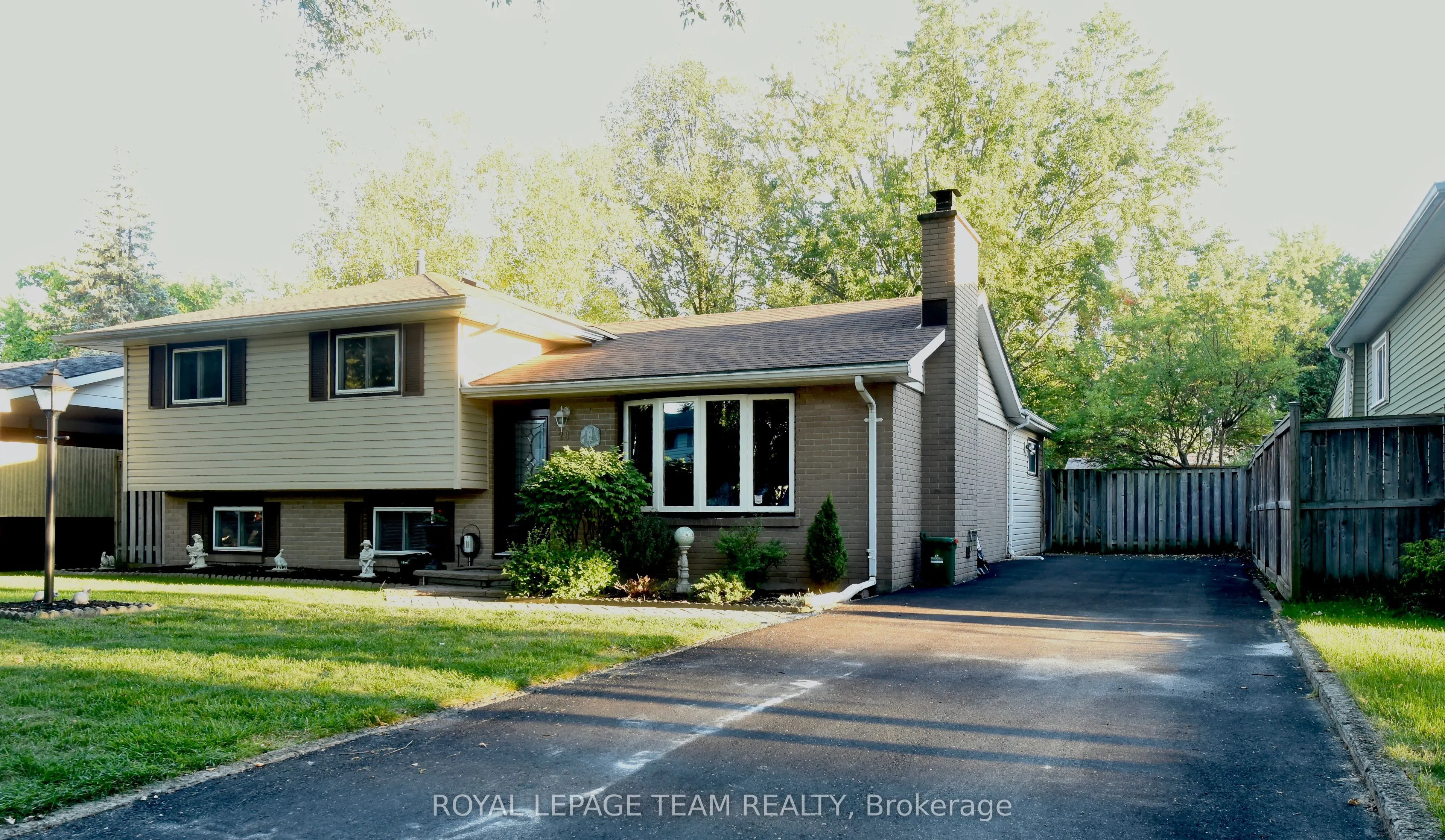 28 Peden Boulevard