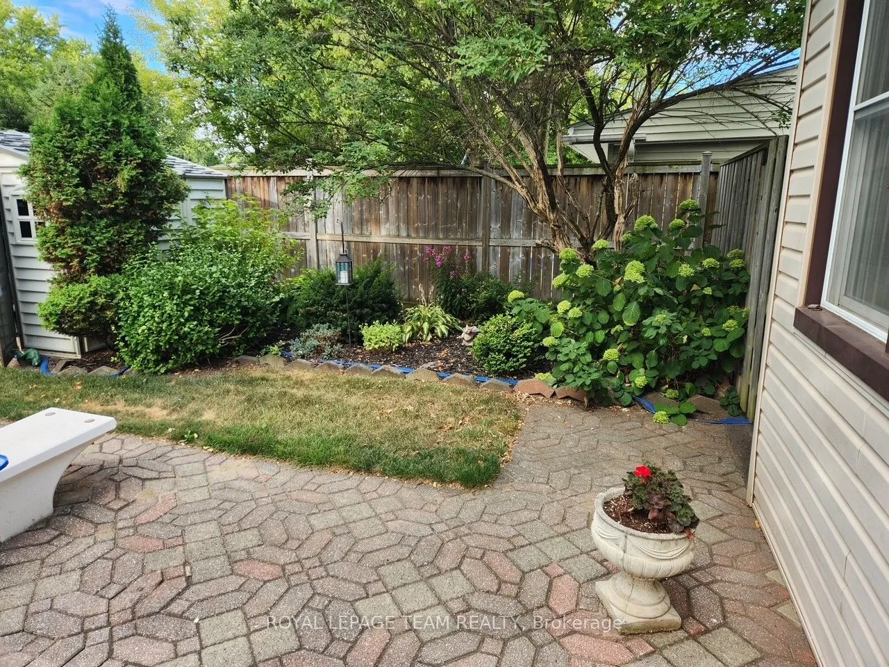 28 Peden Boulevard