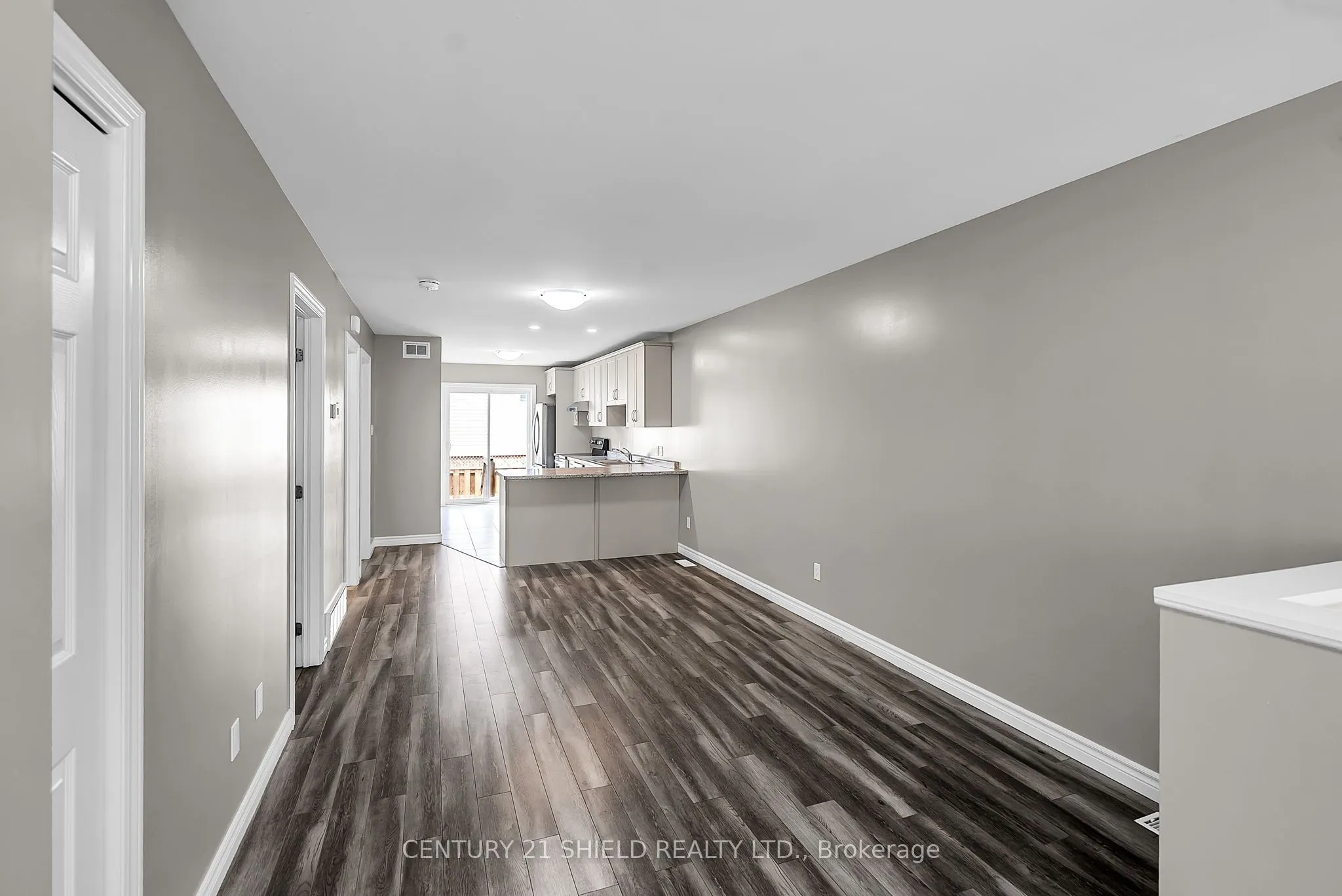 225 Third Street W