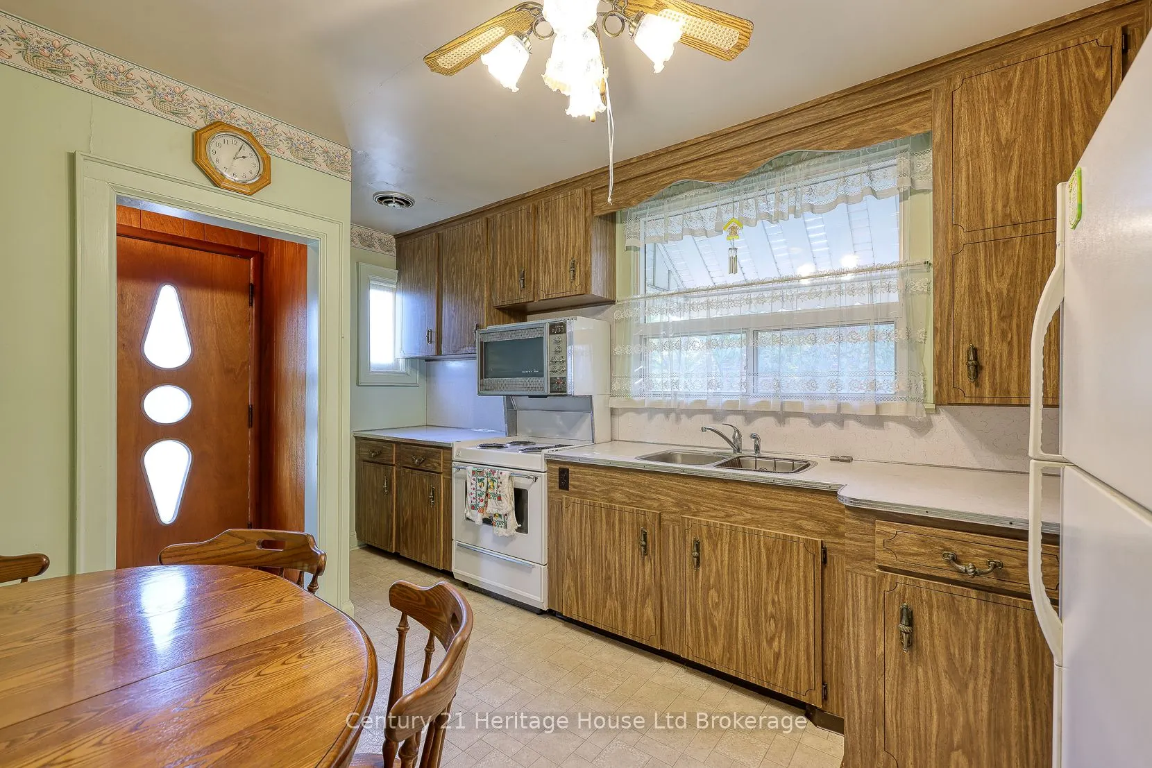 149 Strathearne Avenue