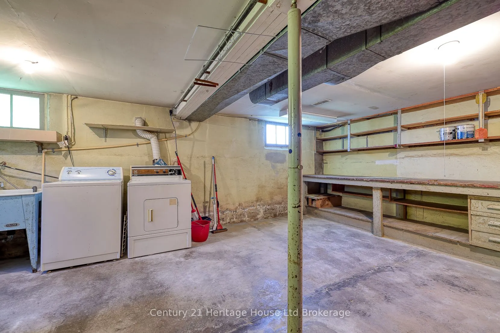 149 Strathearne Avenue