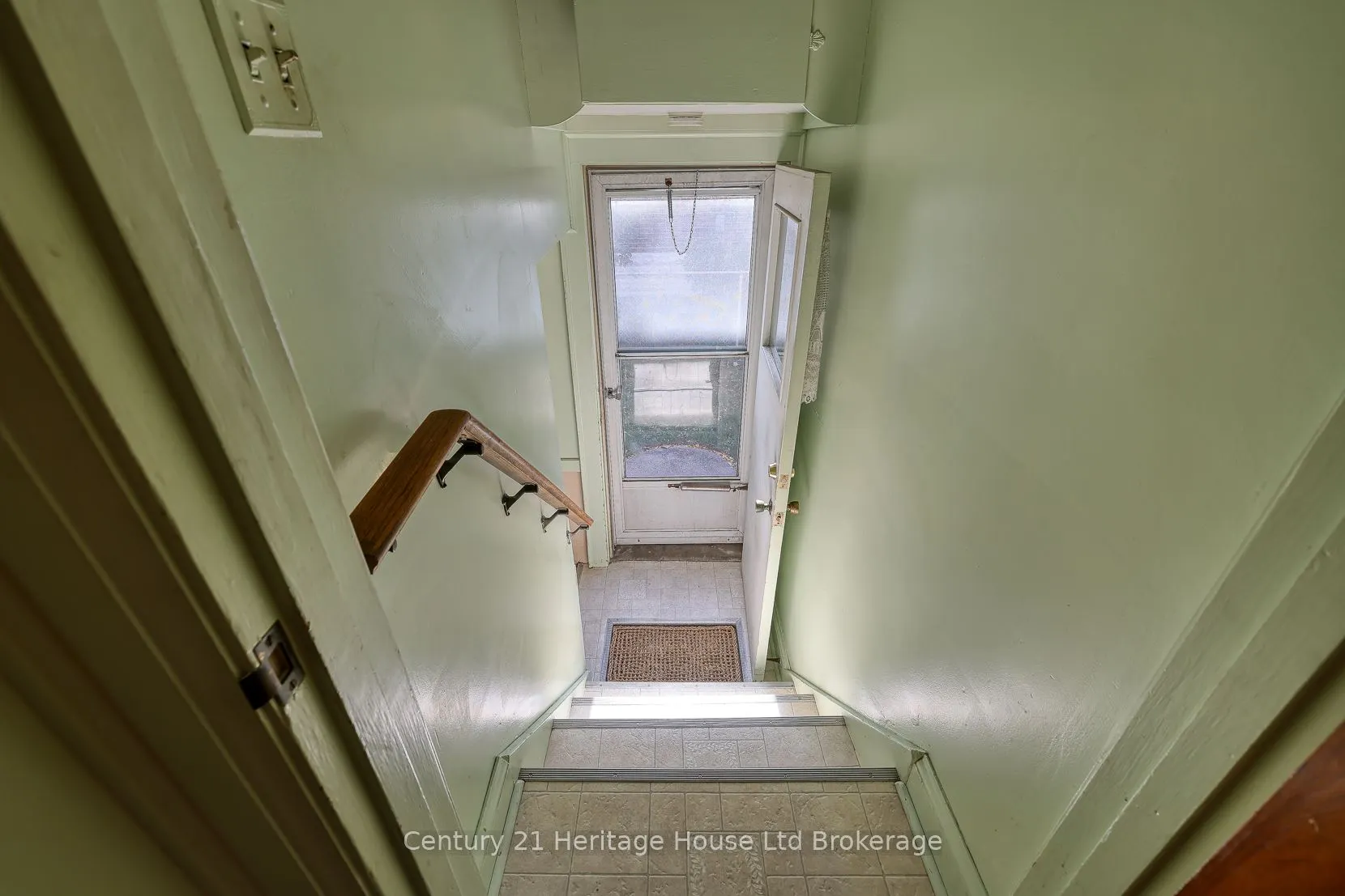 149 Strathearne Avenue