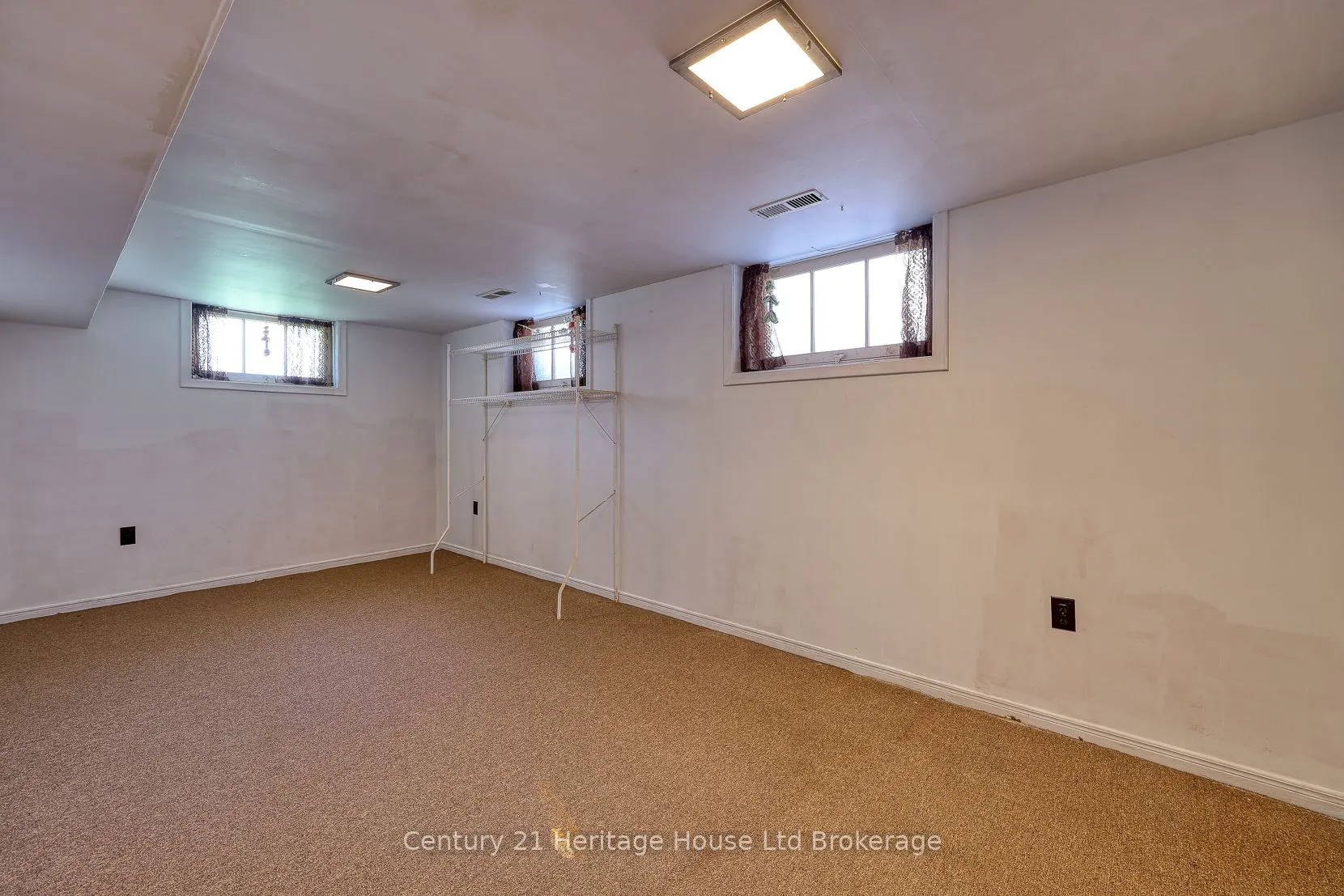 149 Strathearne Avenue