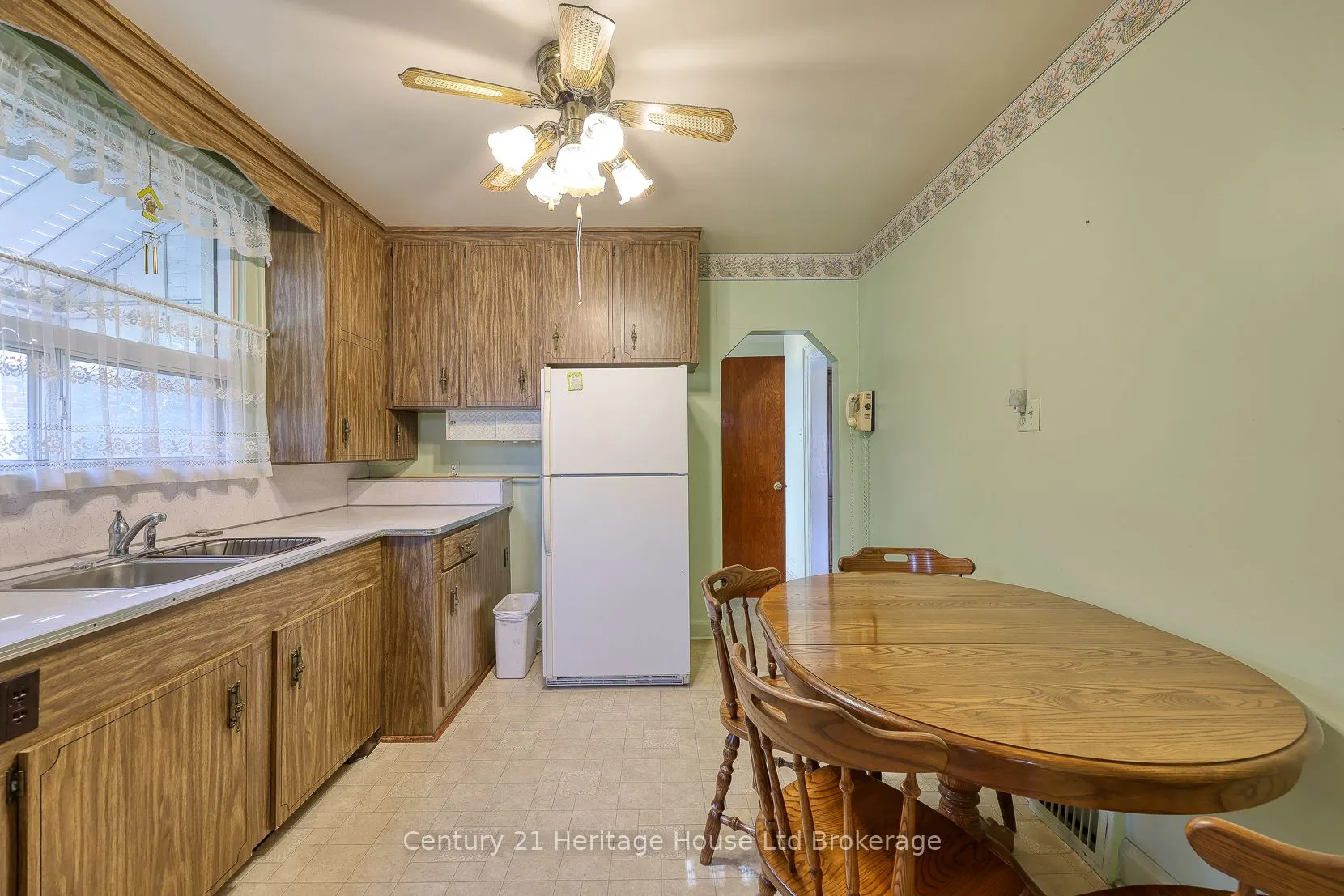 149 Strathearne Avenue