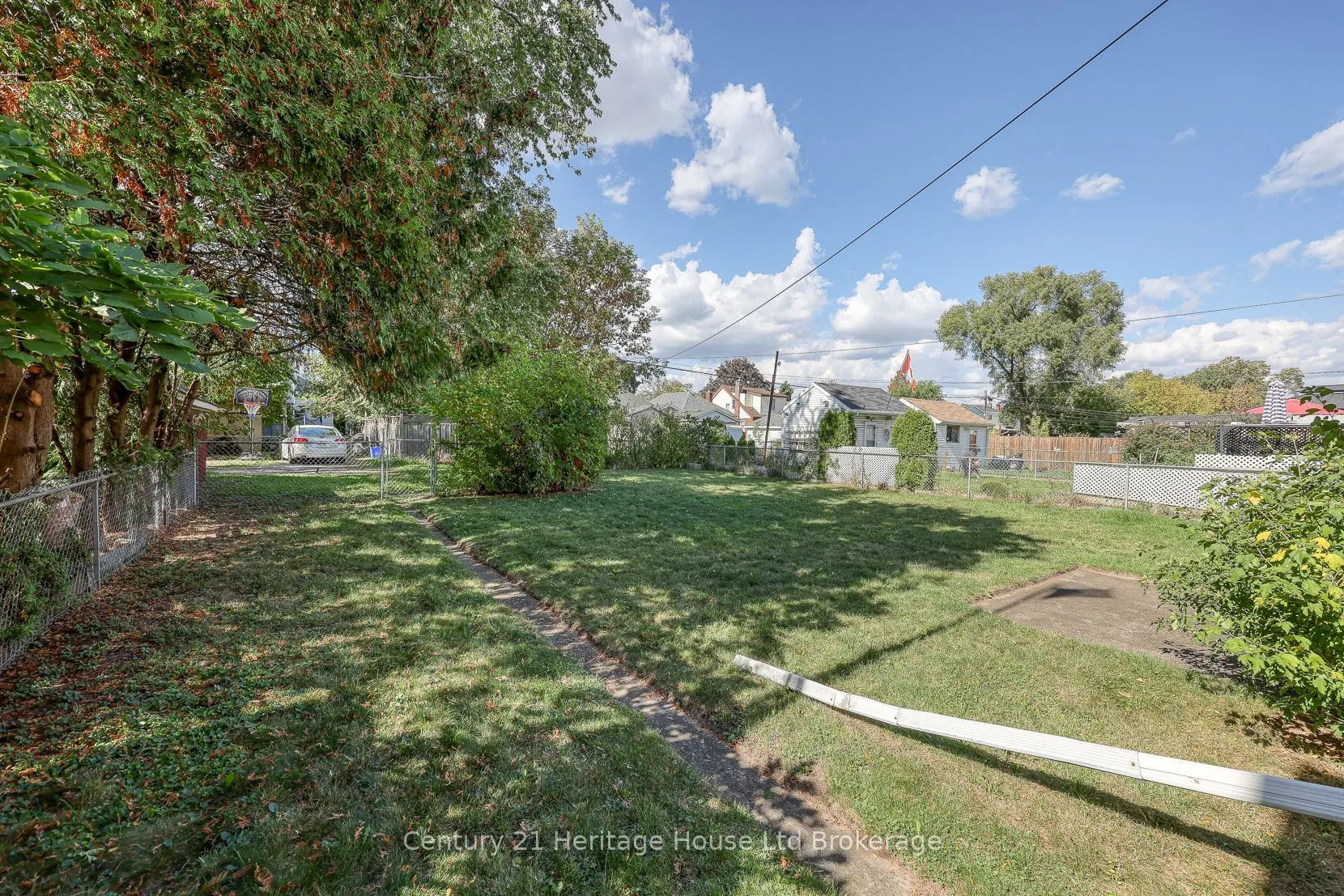 149 Strathearne Avenue