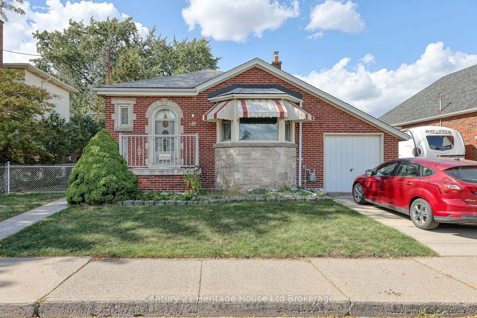 149 Strathearne Avenue