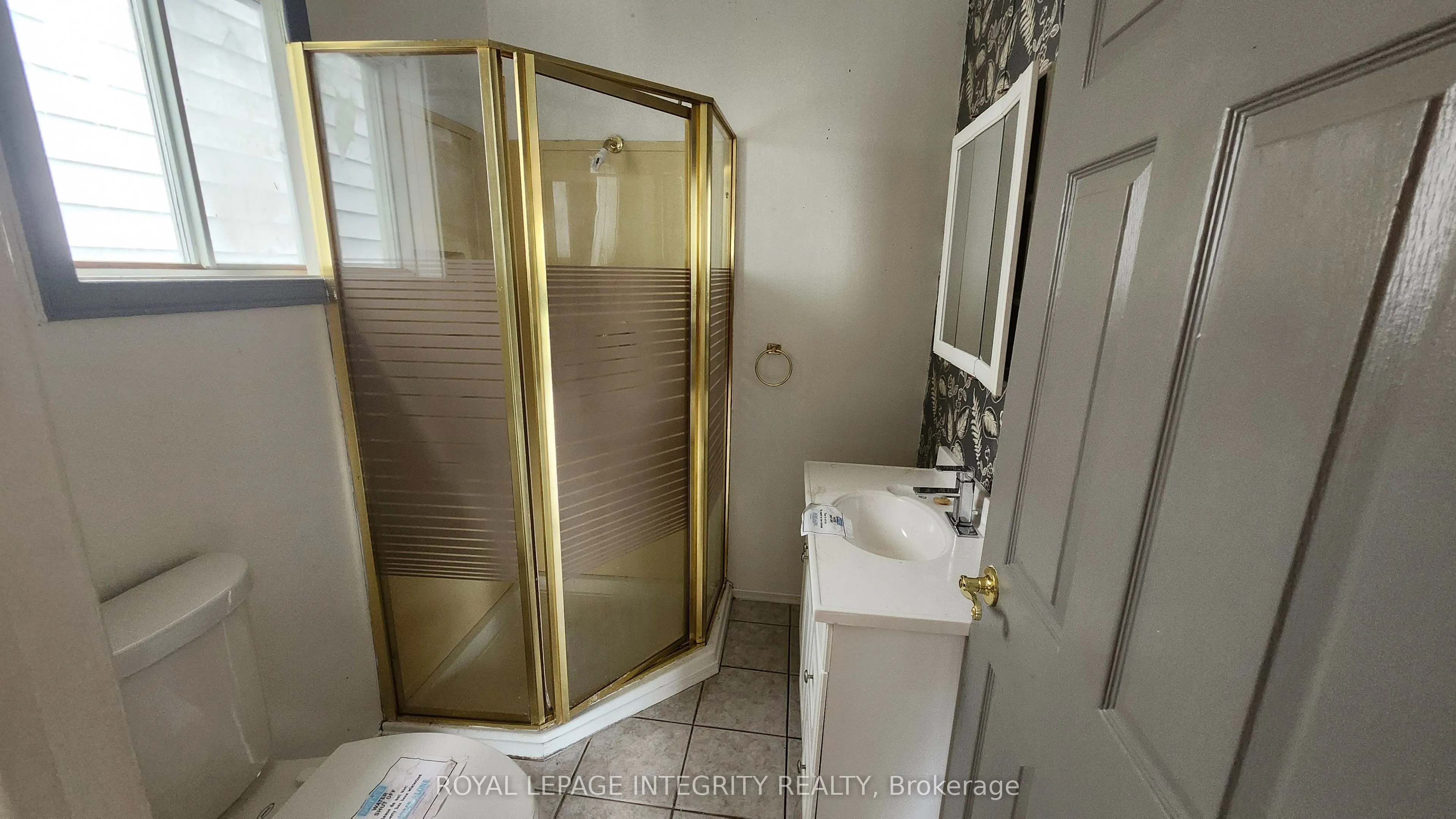 360 Ninth Street W