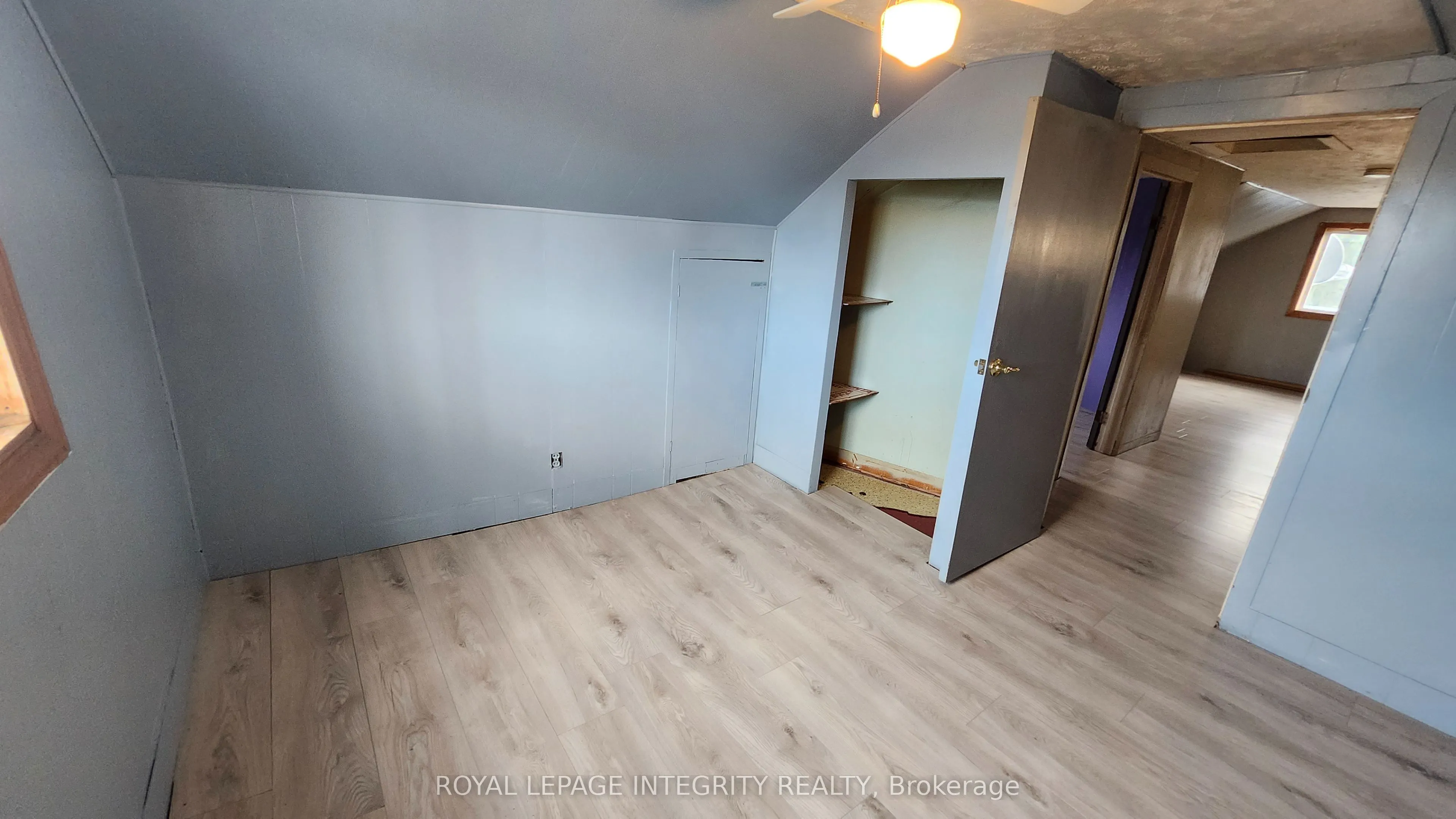 360 Ninth Street W