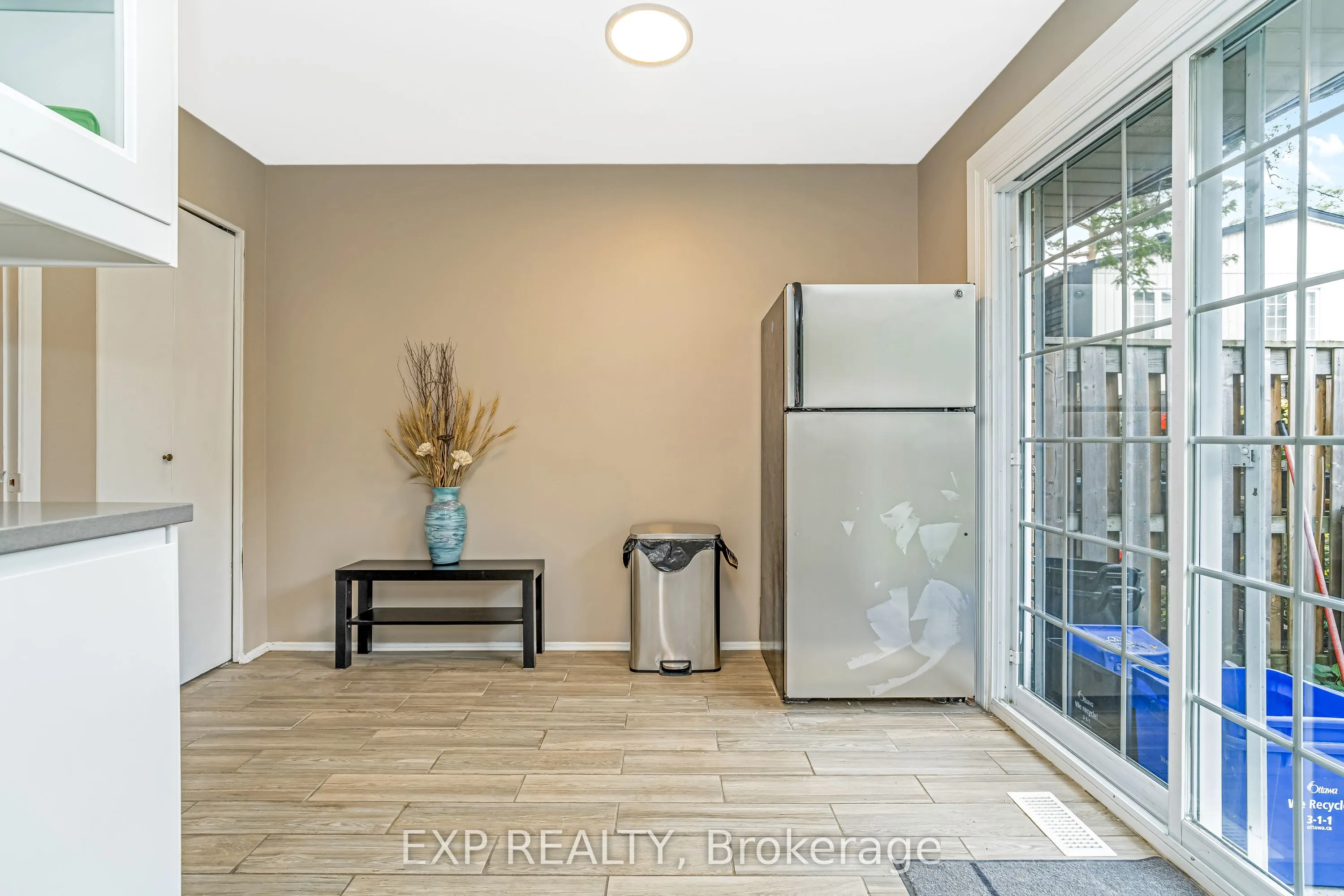 1029 Meadowlands Drive, #65