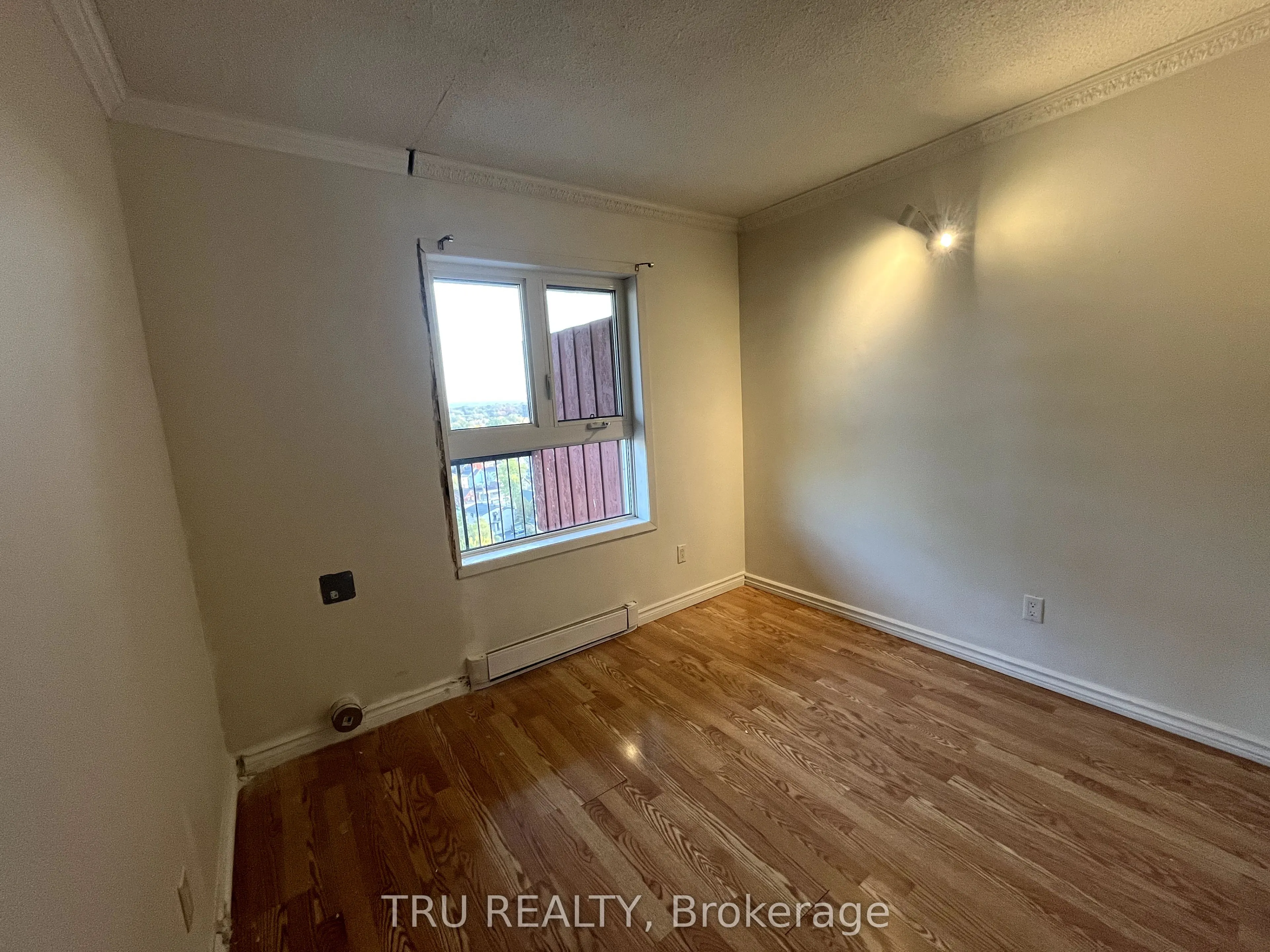 158C McArthur Avenue, #1606