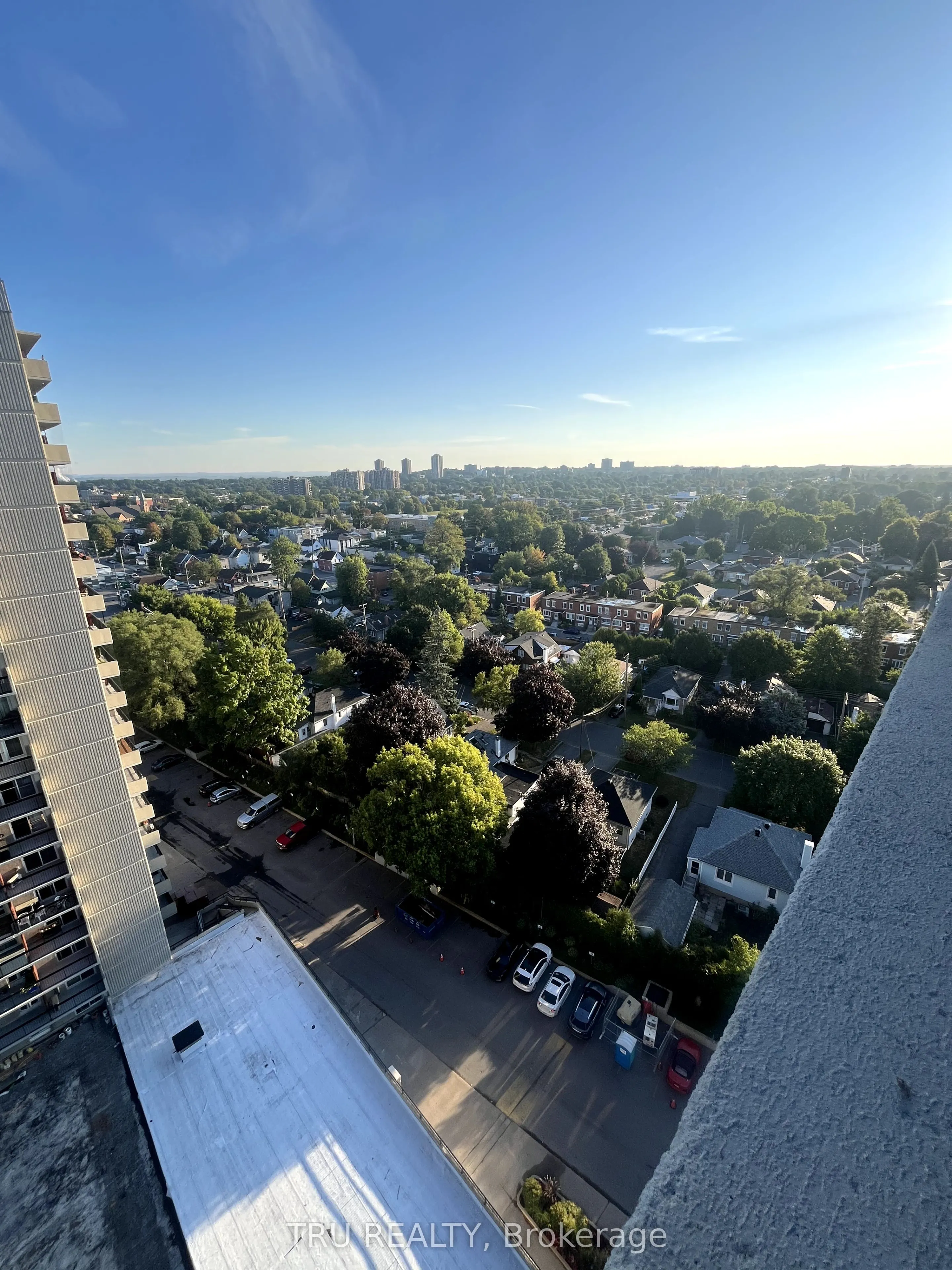 158C McArthur Avenue, #1606