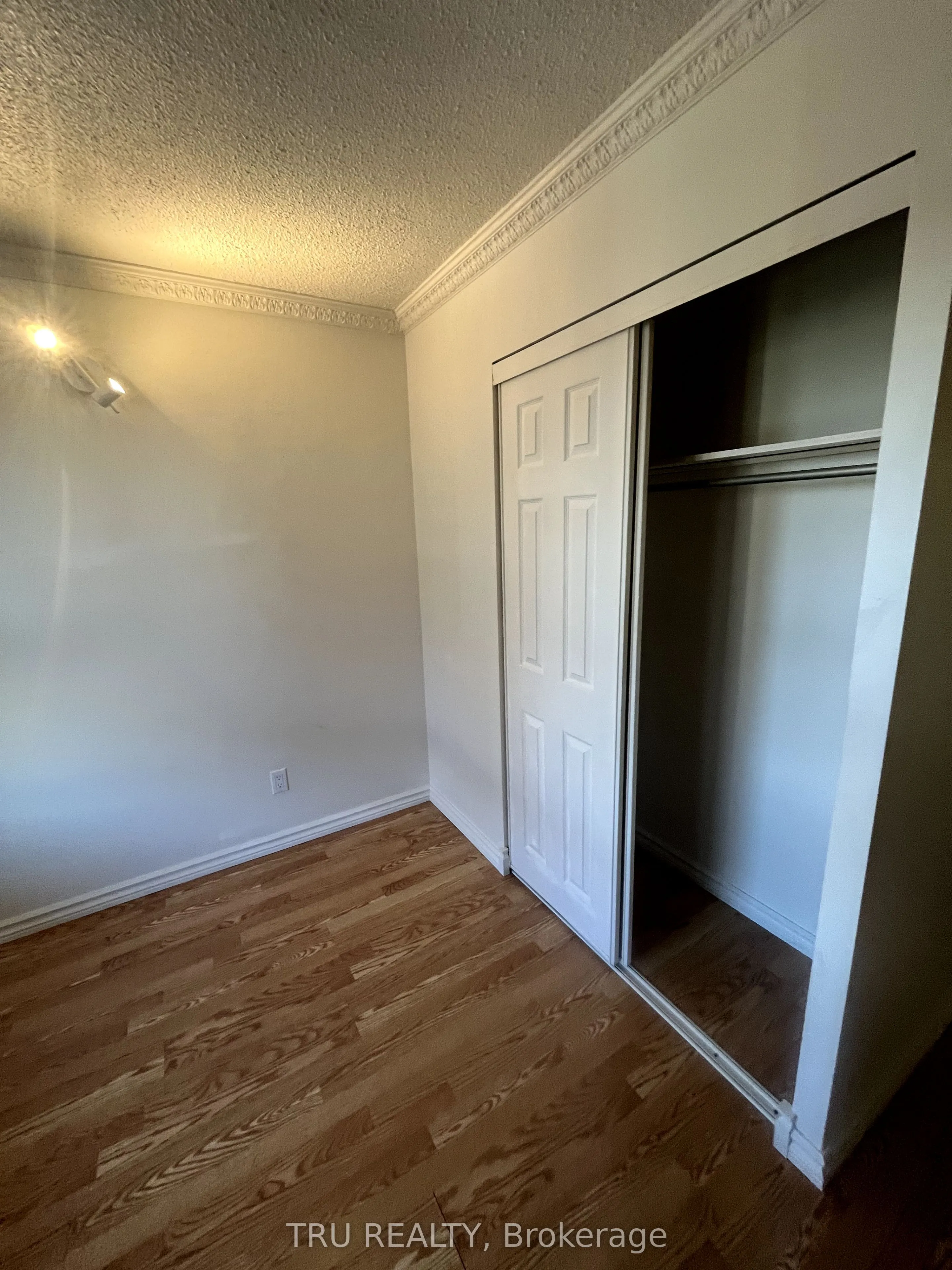 158C McArthur Avenue, #1606