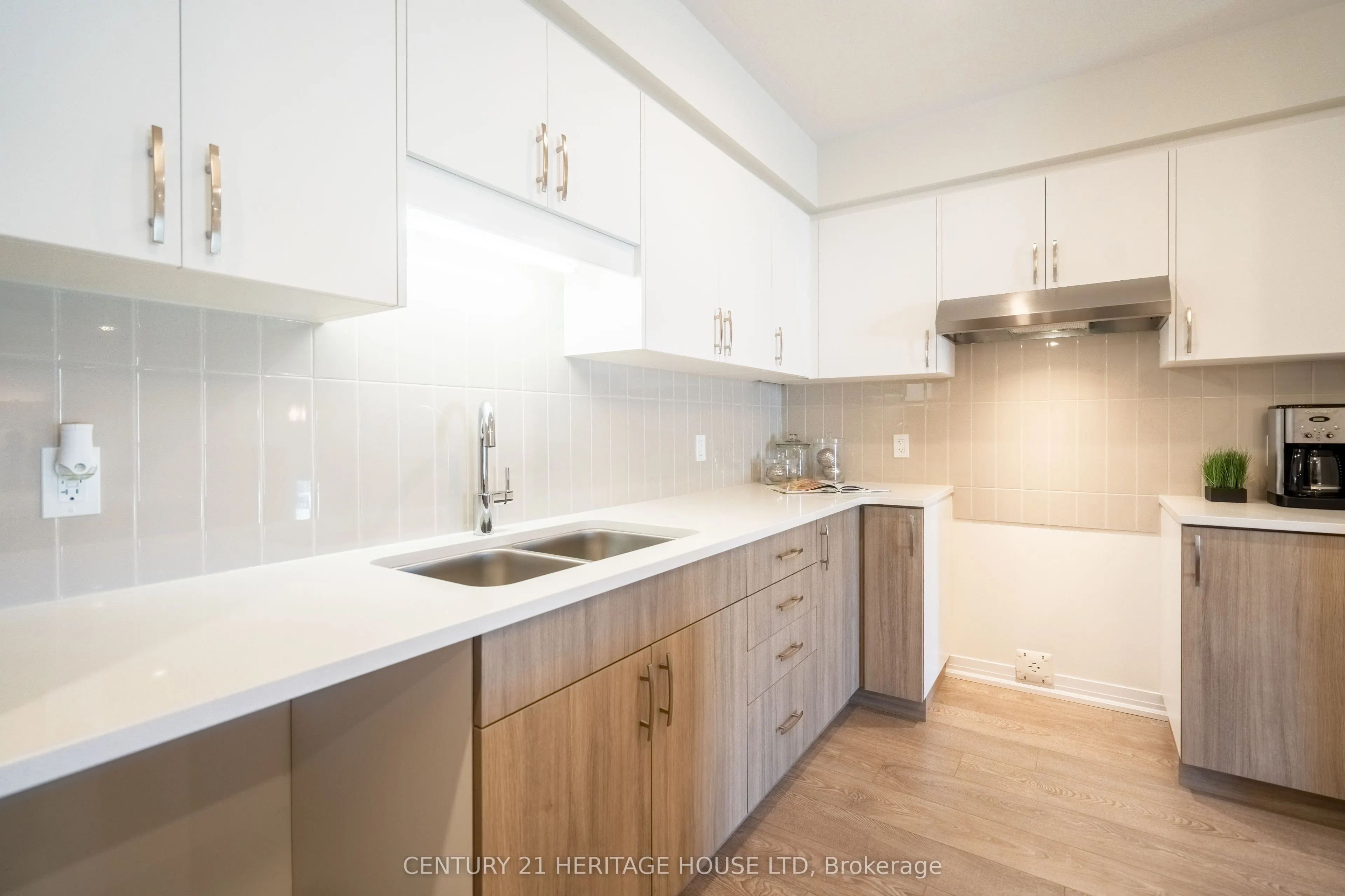 682 Benninger Drive, #0