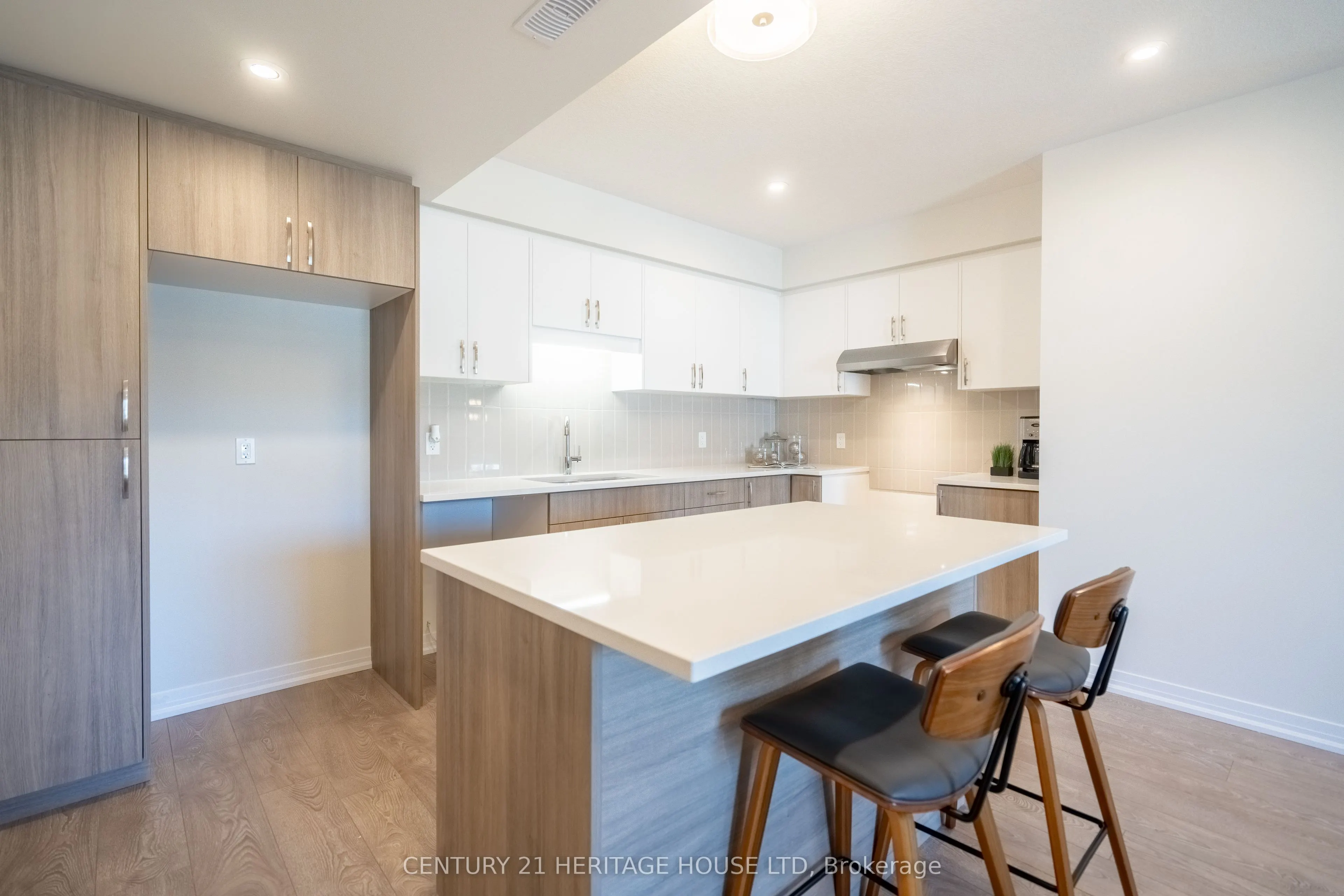682 Benninger Drive, #0