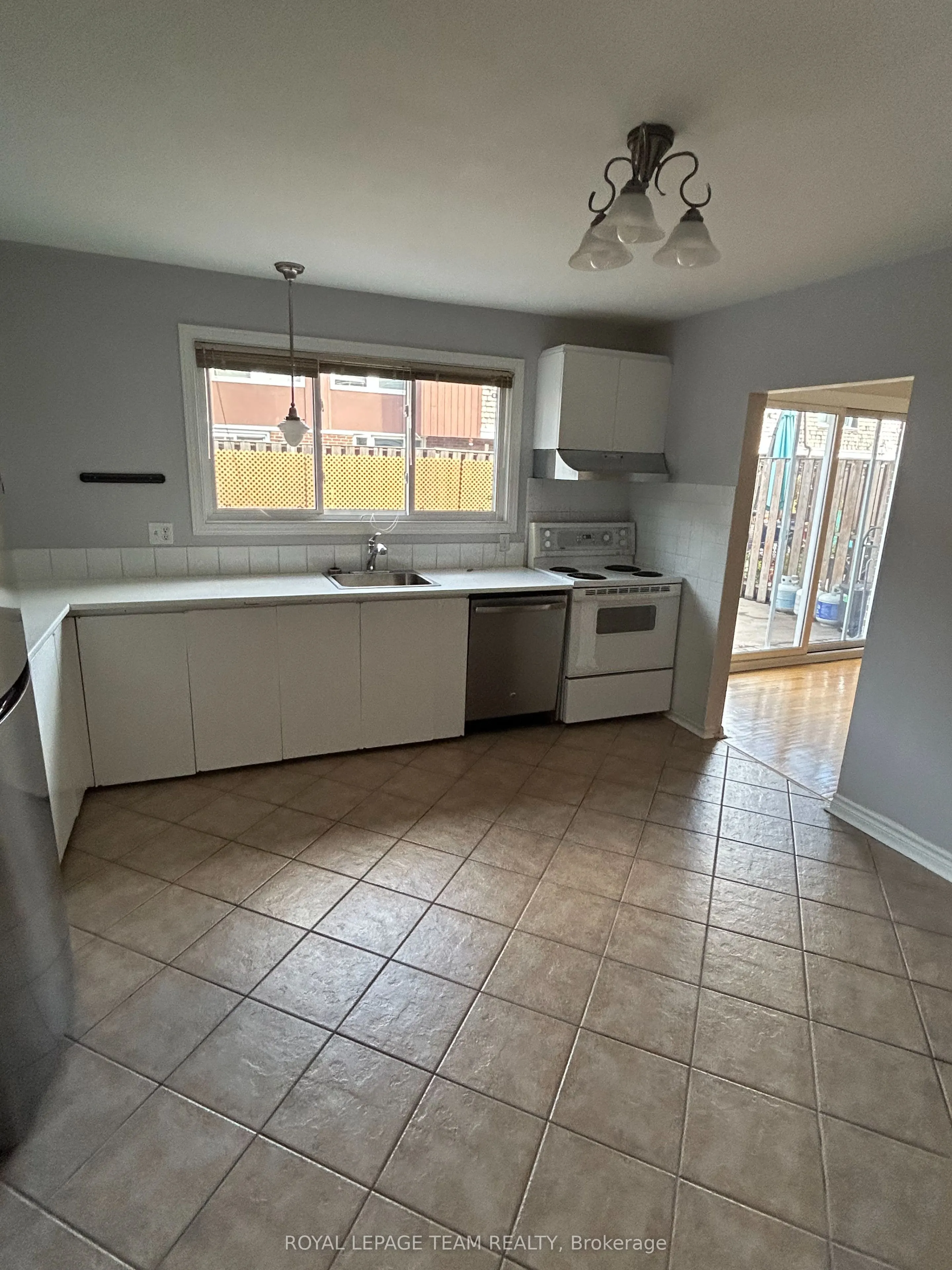 761 Ridgewood Avenue, #A