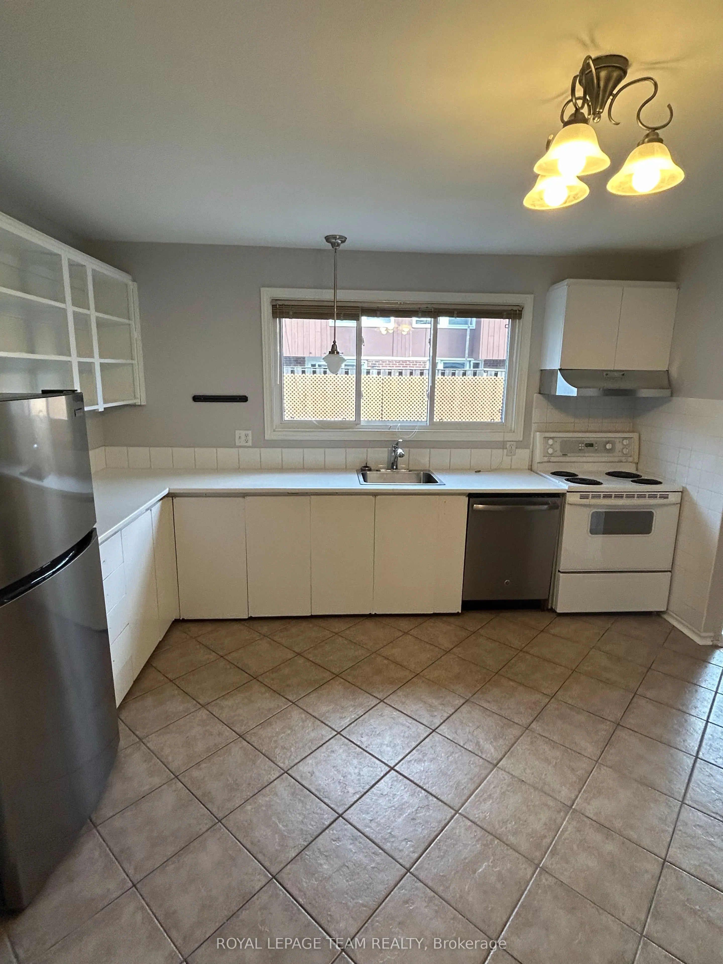 761 Ridgewood Avenue, #A