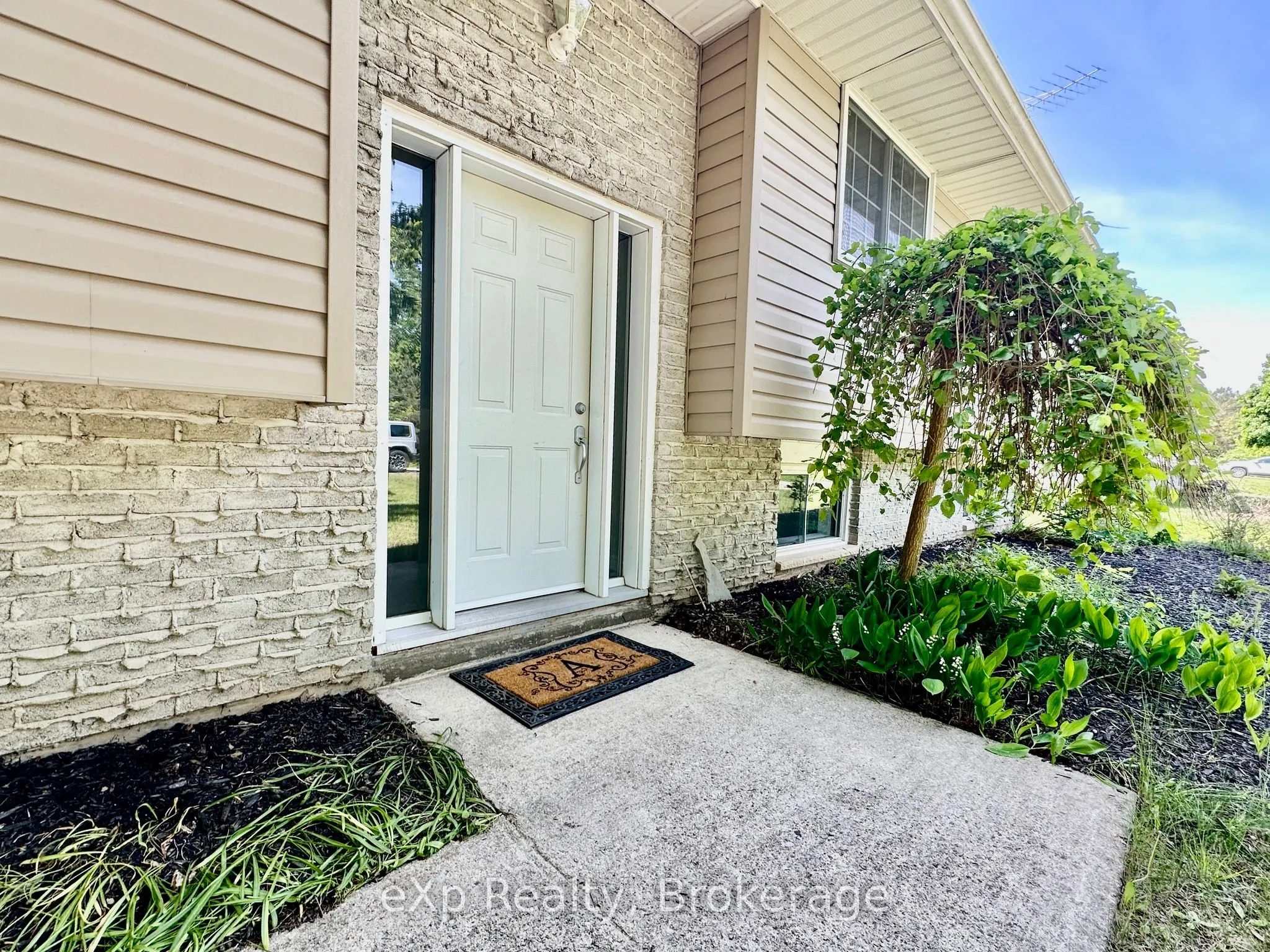 129 Westfall Crescent