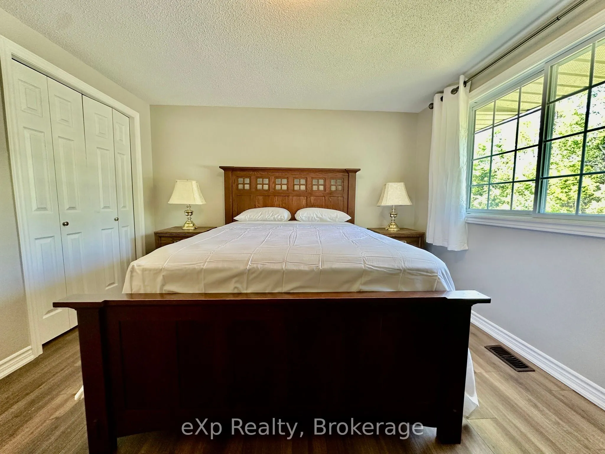 129 Westfall Crescent