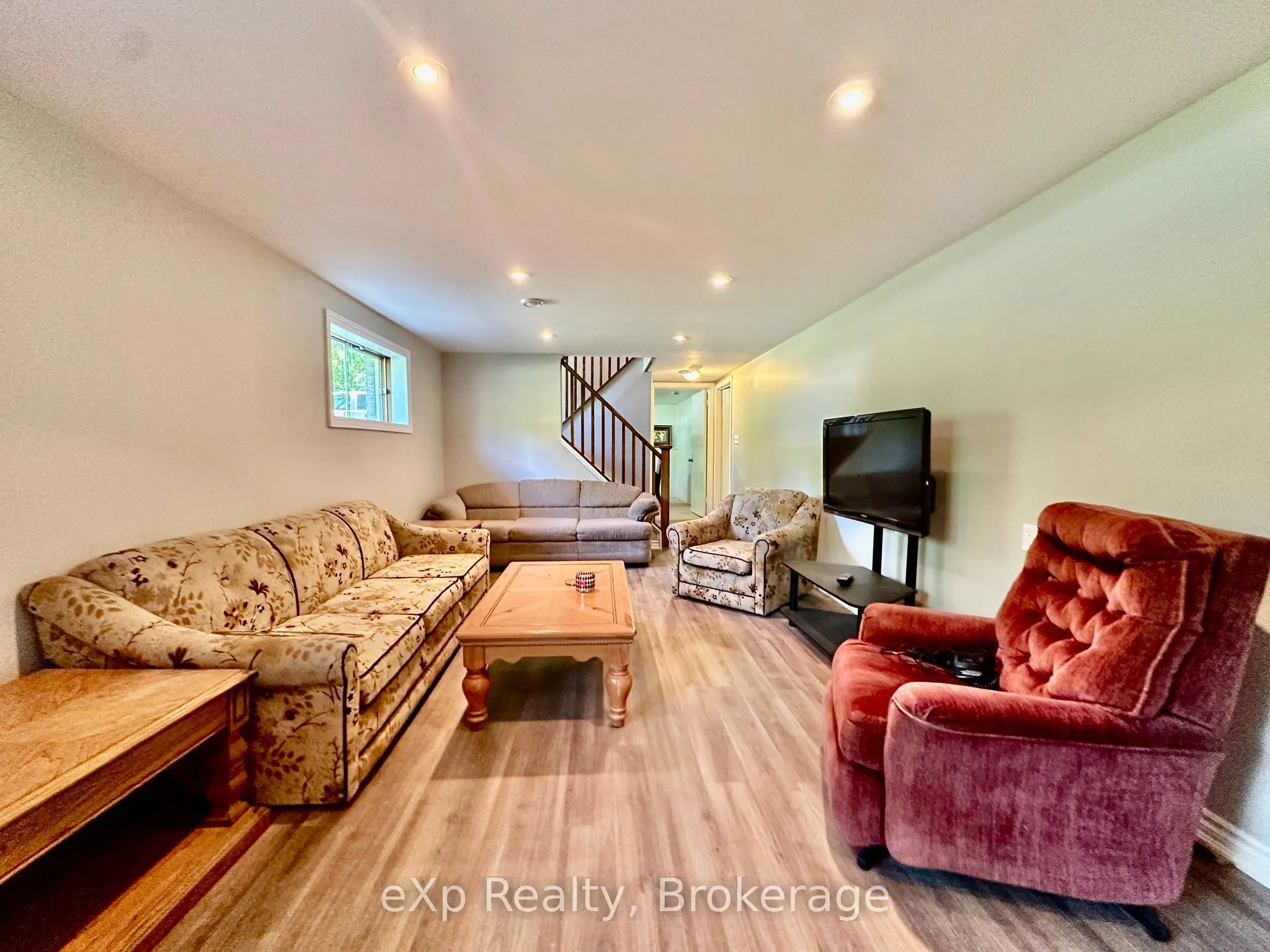 129 Westfall Crescent