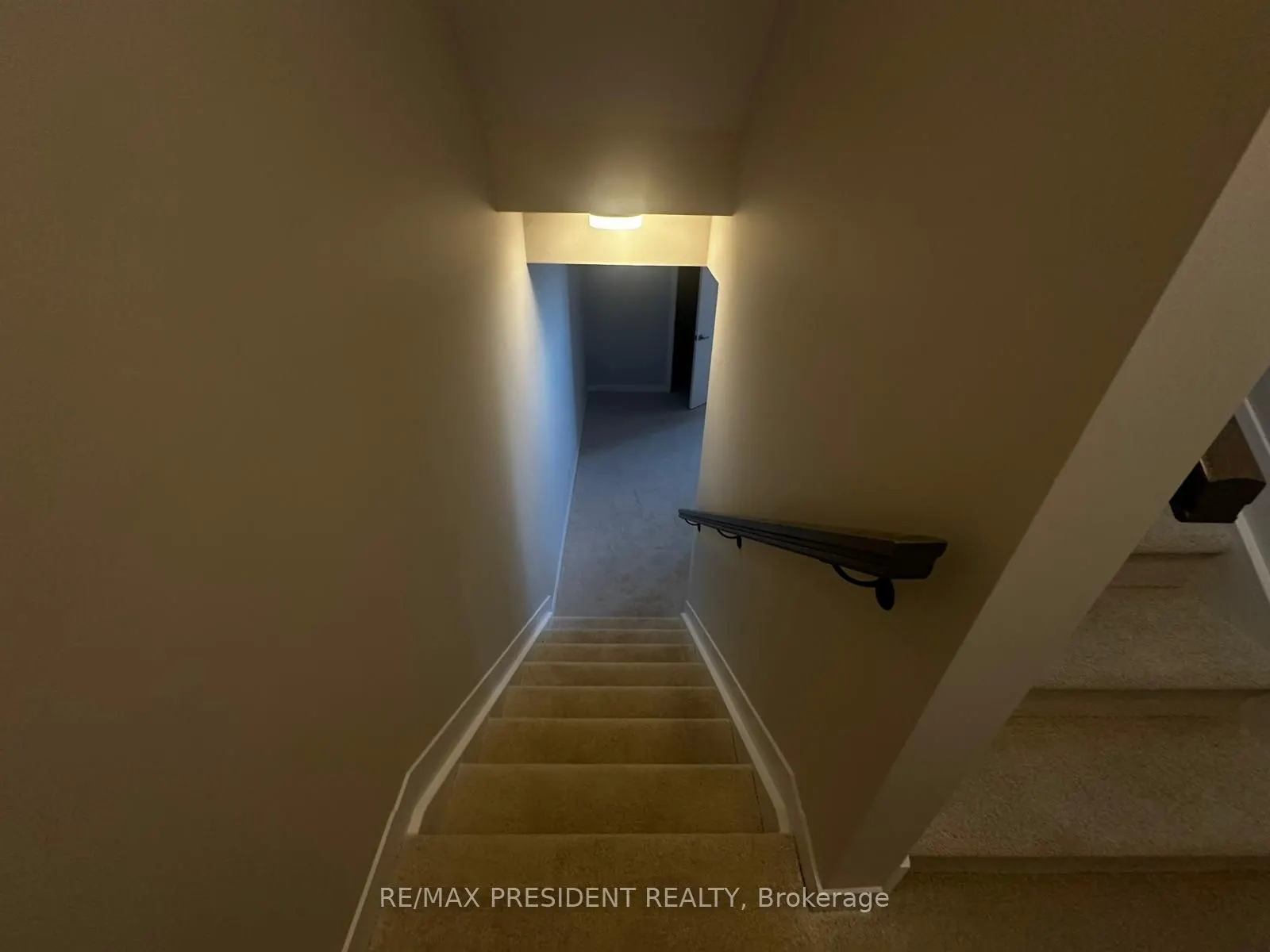 78 Ryan Reynolds Way S