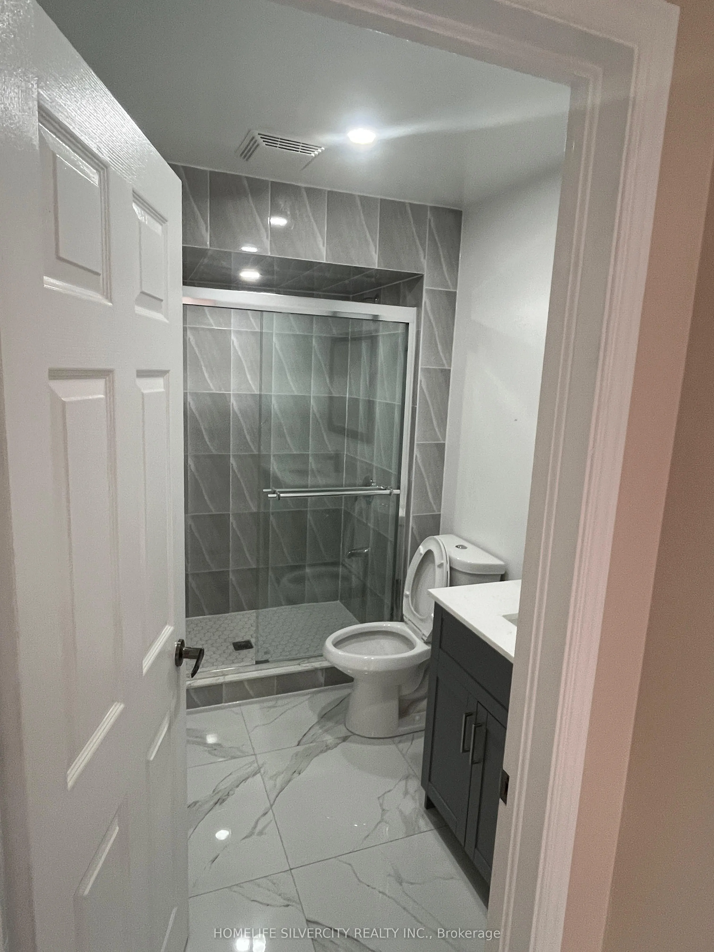 23 Division Street, #UPPER