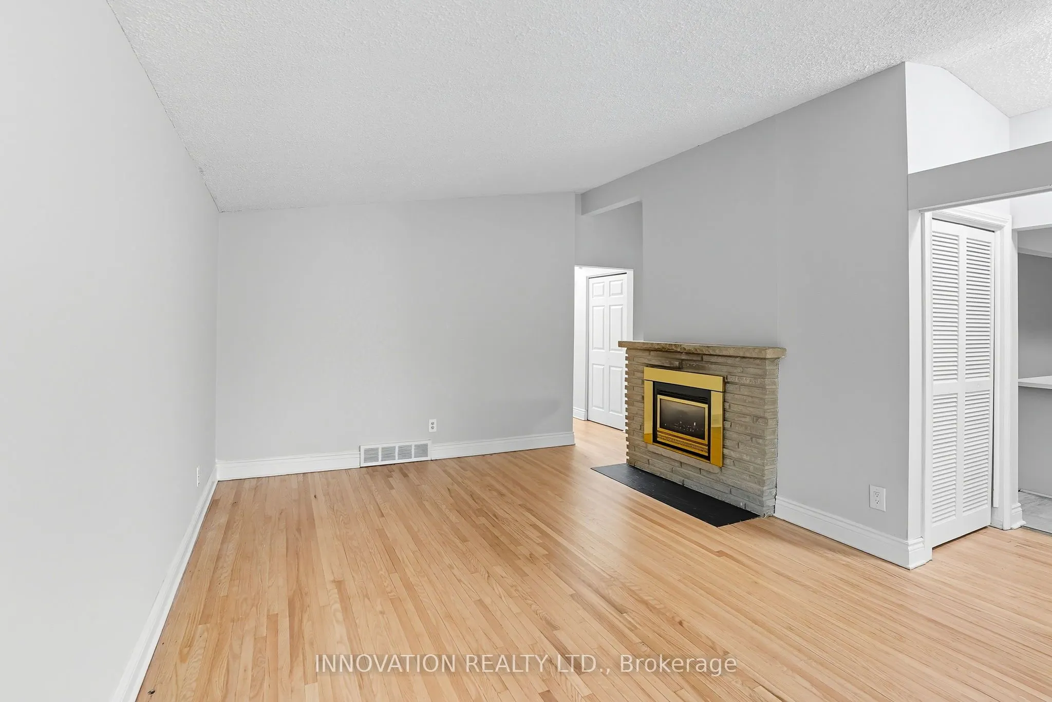 2302 Horton Street