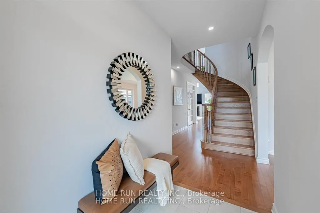 609 Triangle Street