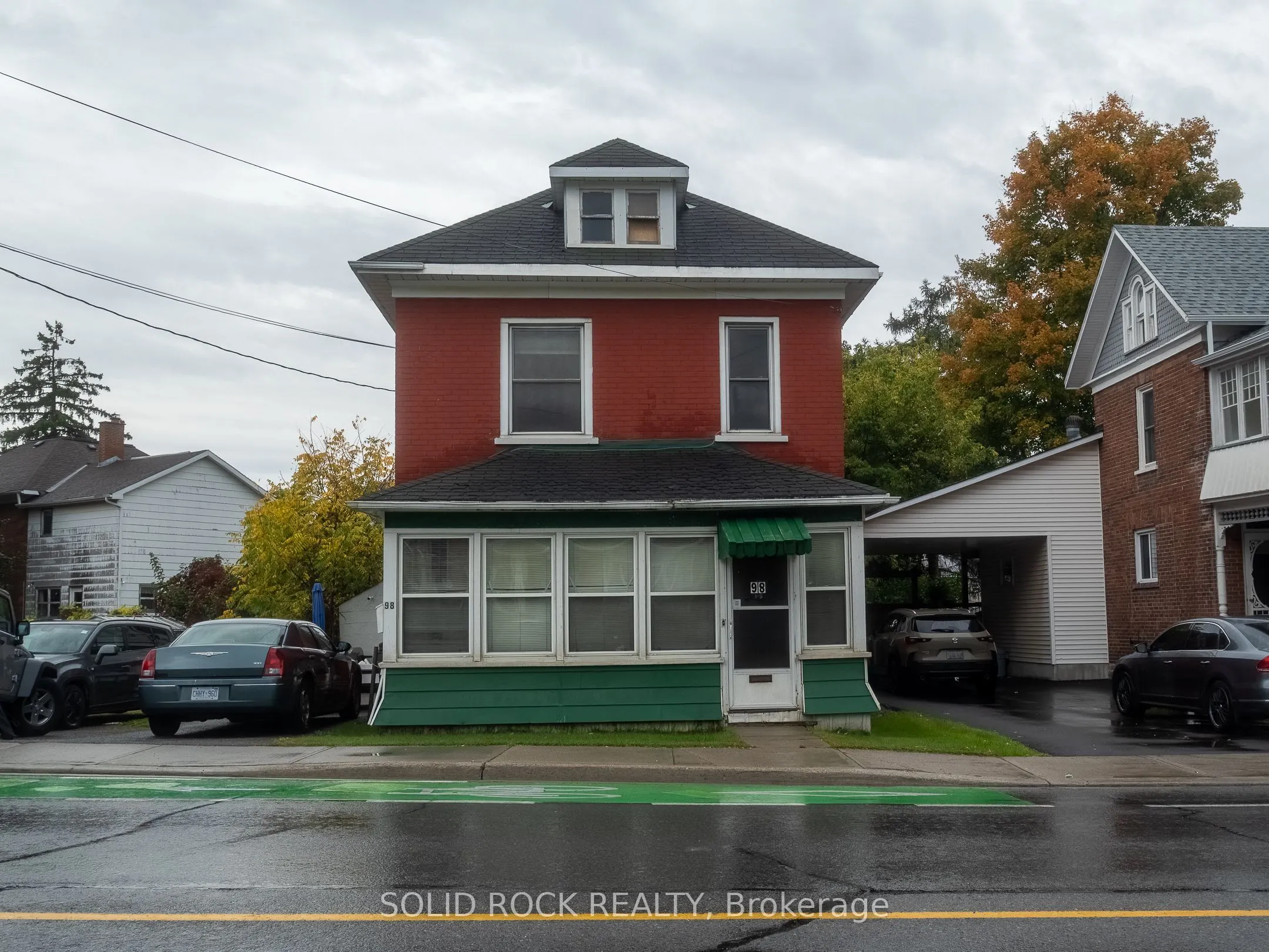 98 Elmsley Street N