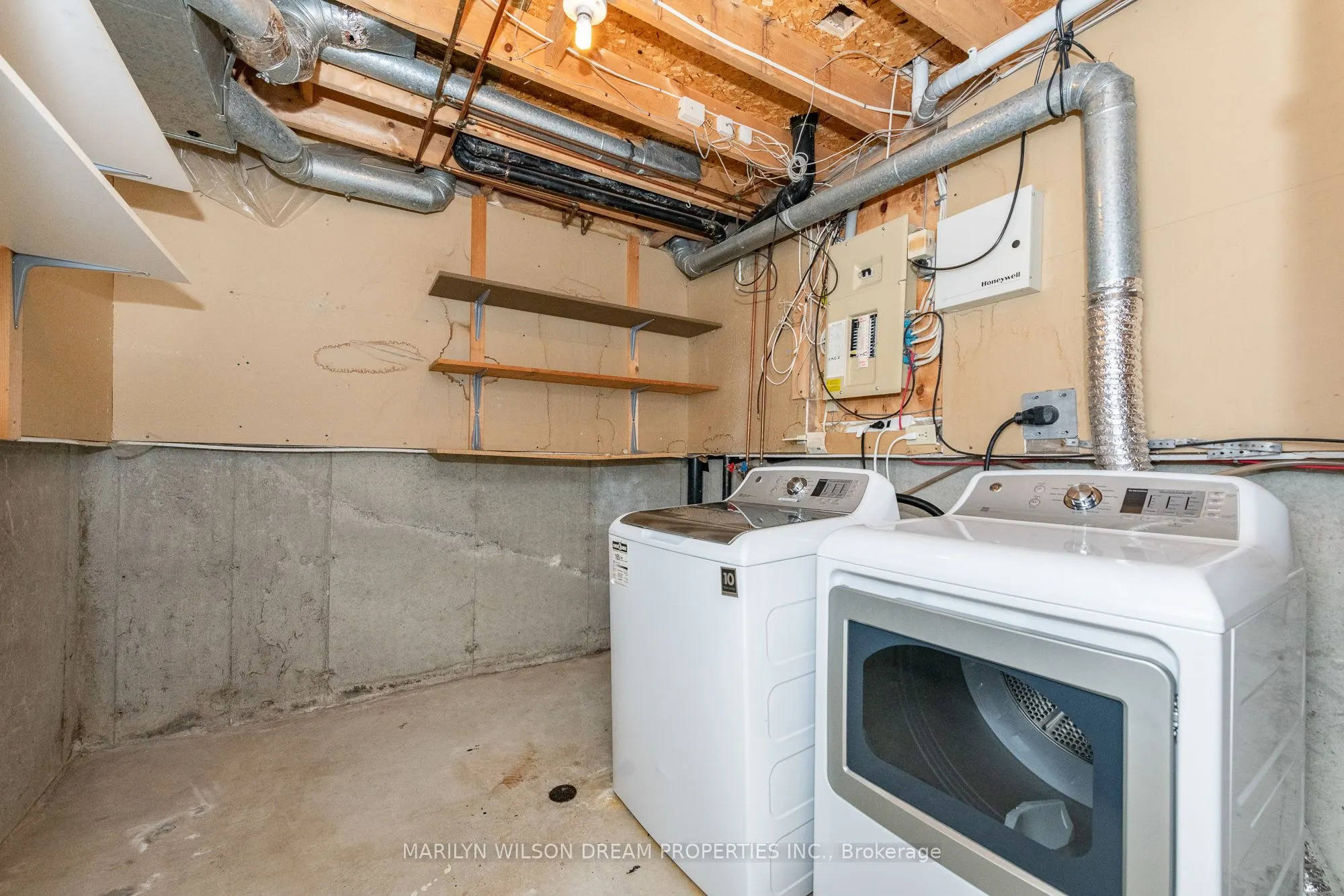 1087 Ormes Place, #26